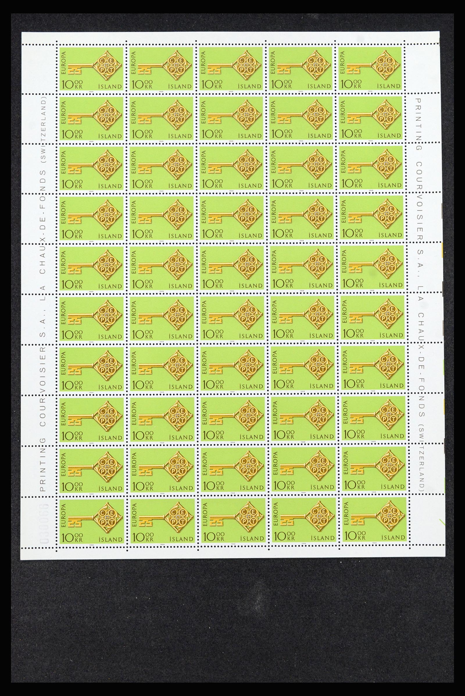 36588 050 - Postzegelverzameling 36588 IJsland 1950-1992.