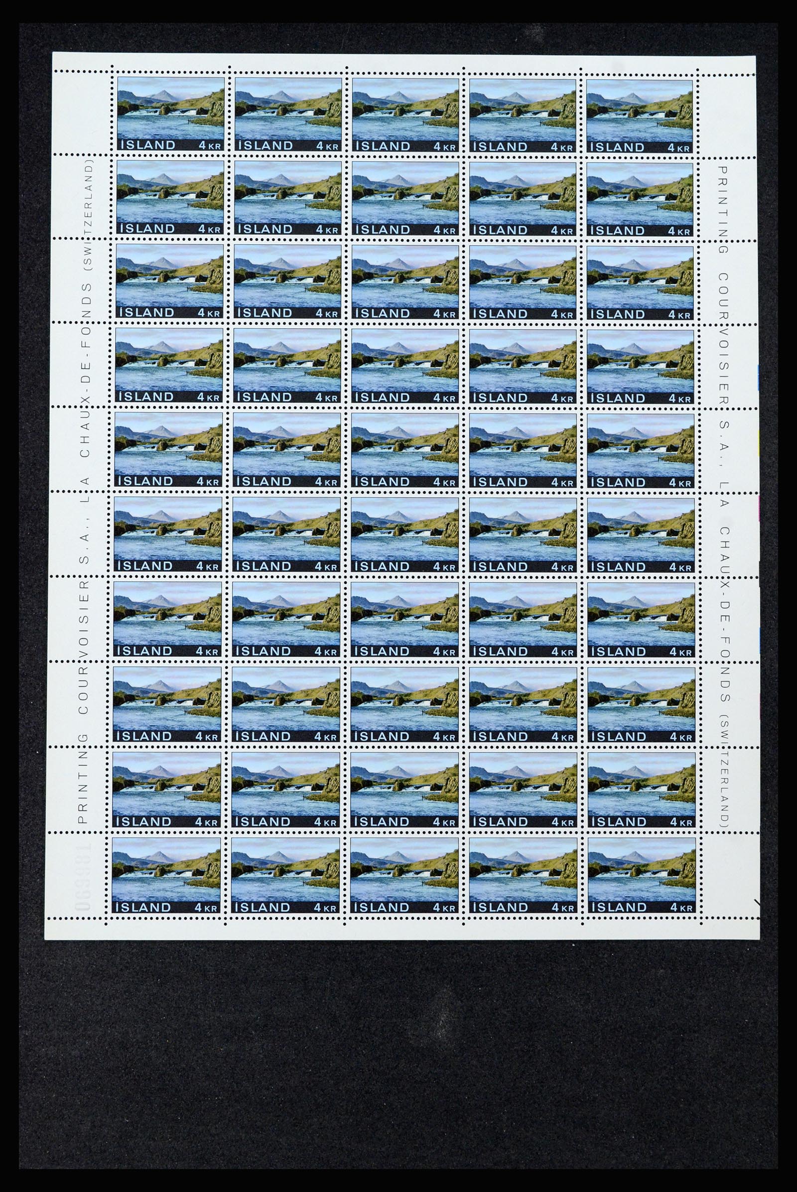 36588 063 - Postzegelverzameling 36588 IJsland 1950-1992.