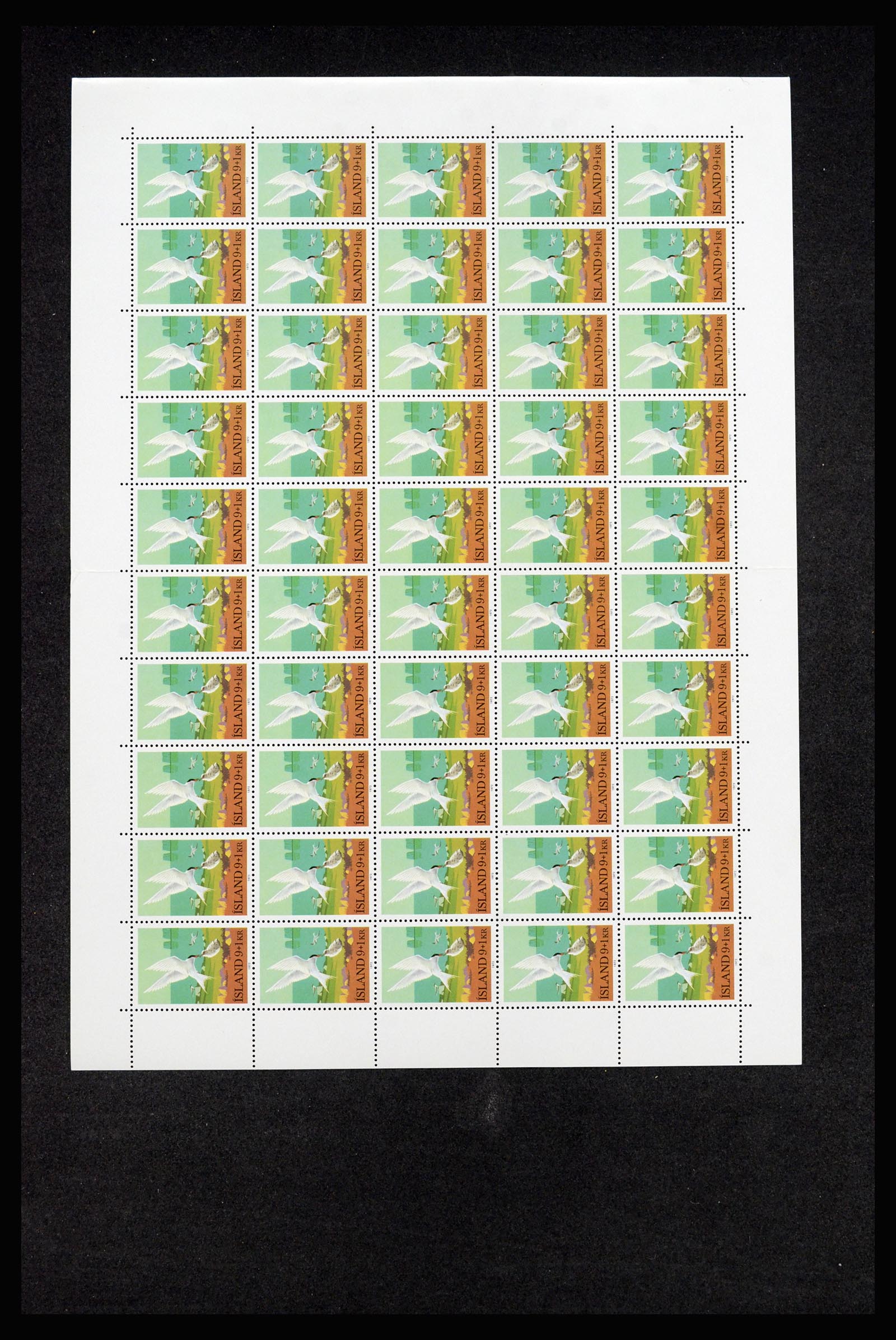 36588 098 - Postzegelverzameling 36588 IJsland 1950-1992.