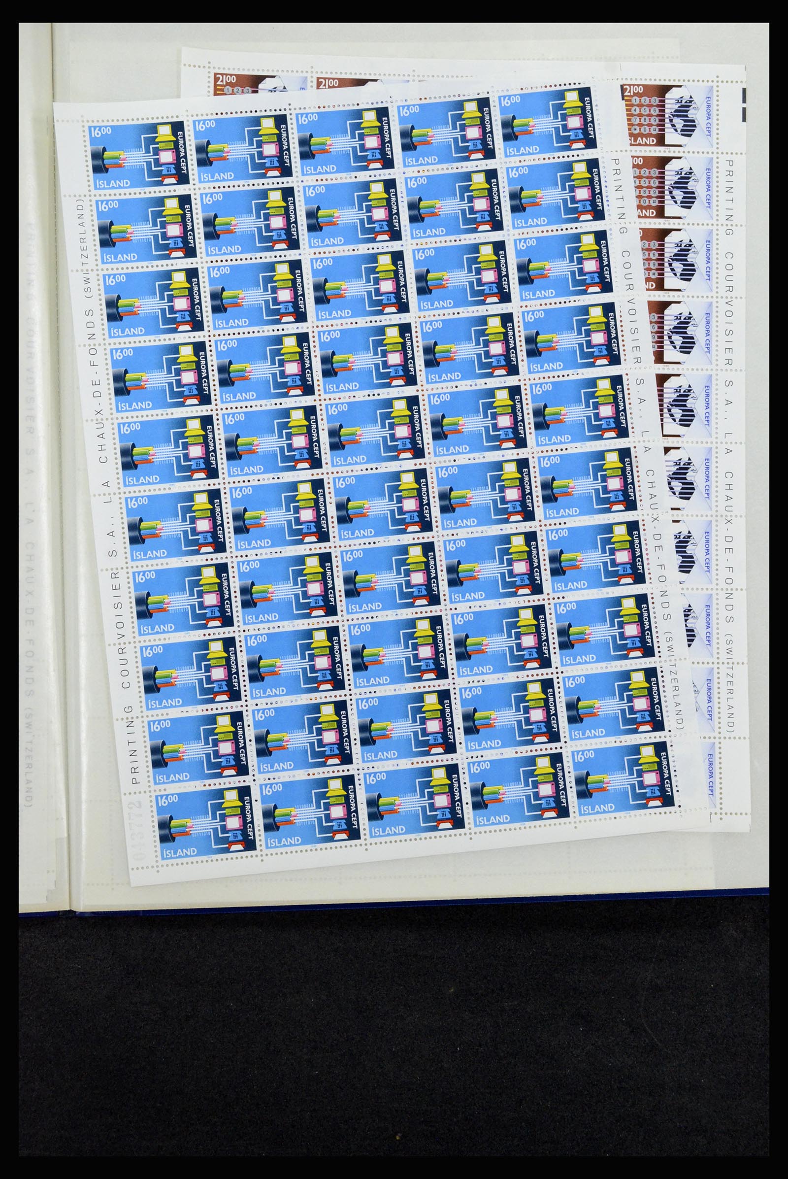 36588 267 - Postzegelverzameling 36588 IJsland 1950-1992.