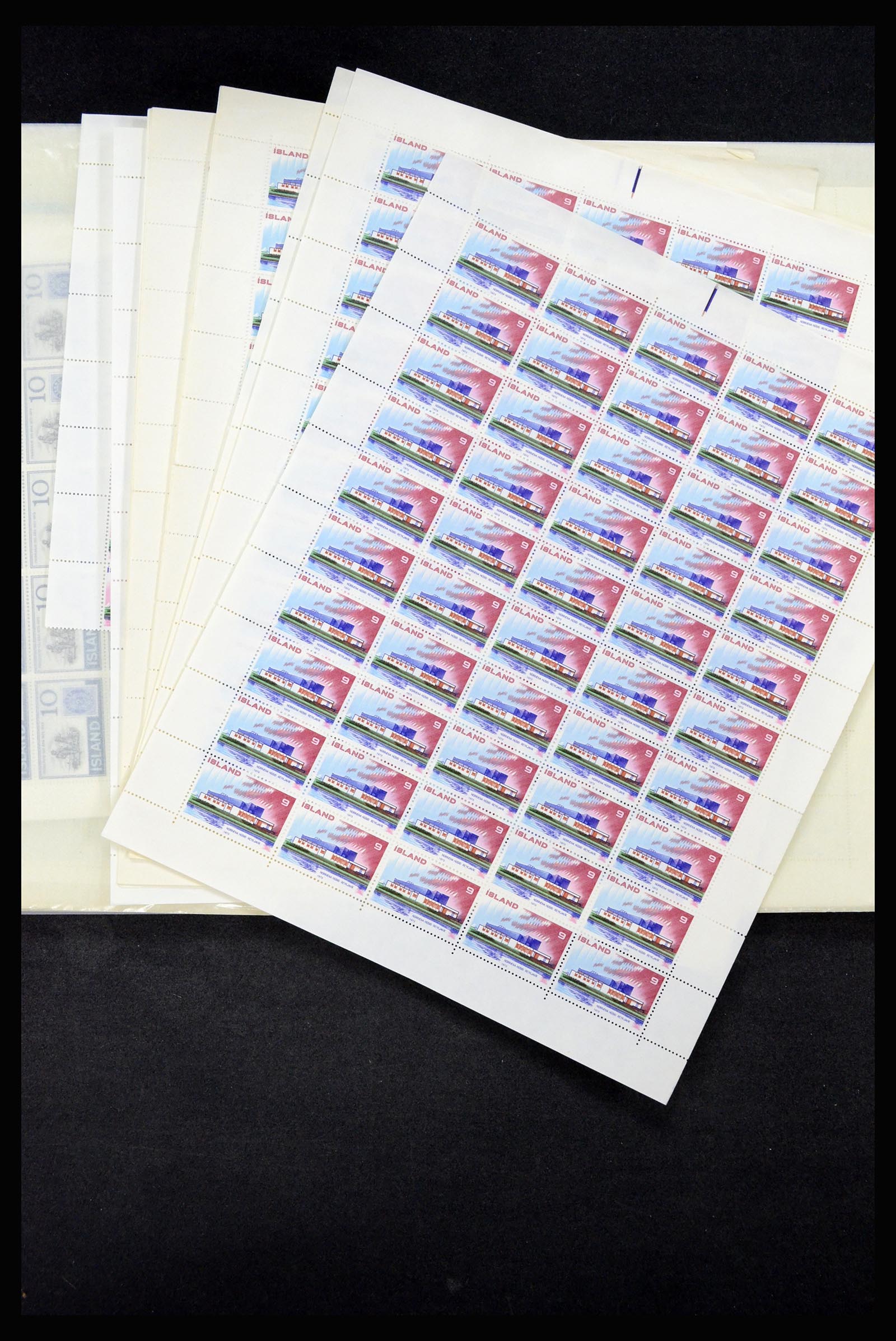 36588 303 - Postzegelverzameling 36588 IJsland 1950-1992.