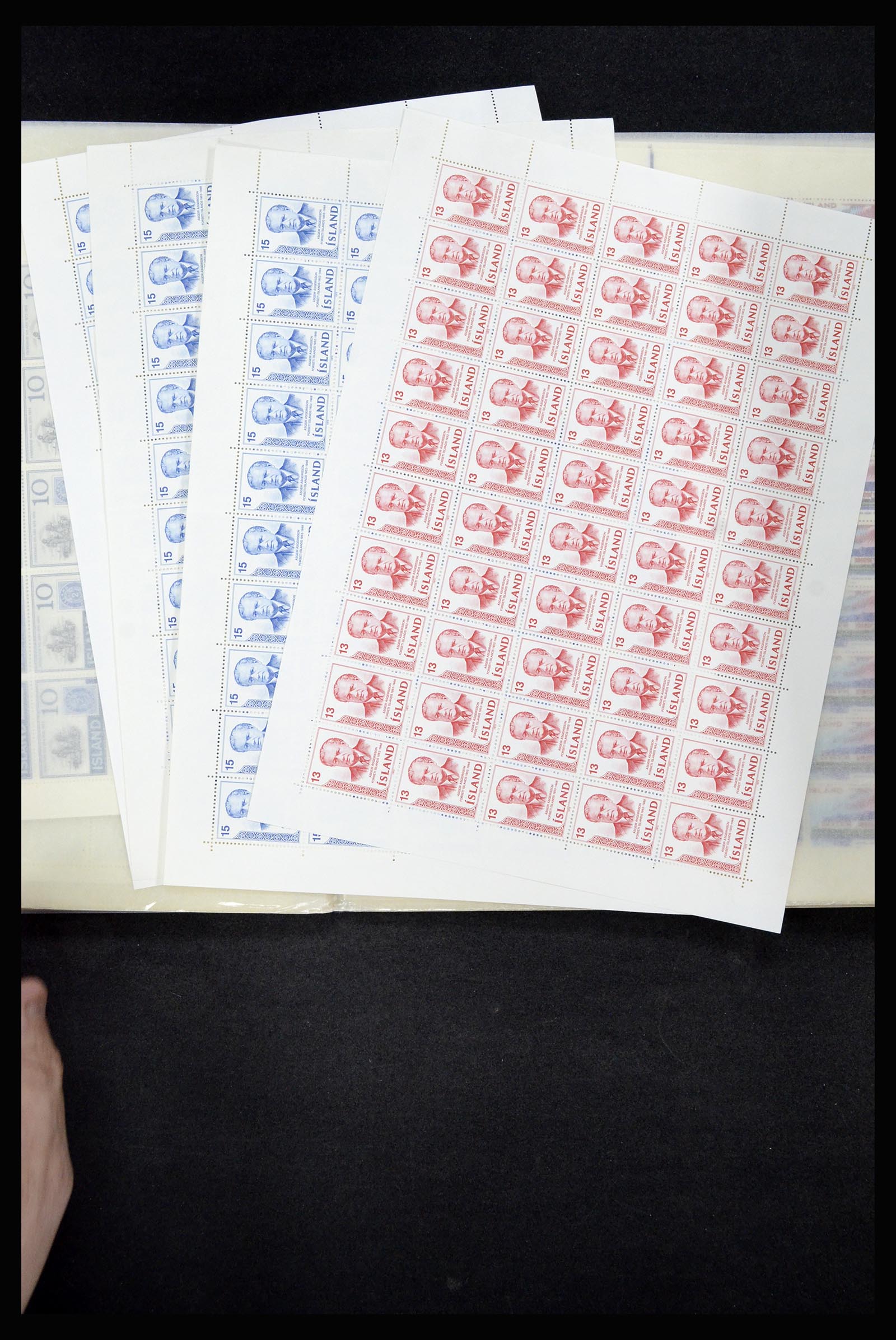 36588 304 - Postzegelverzameling 36588 IJsland 1950-1992.