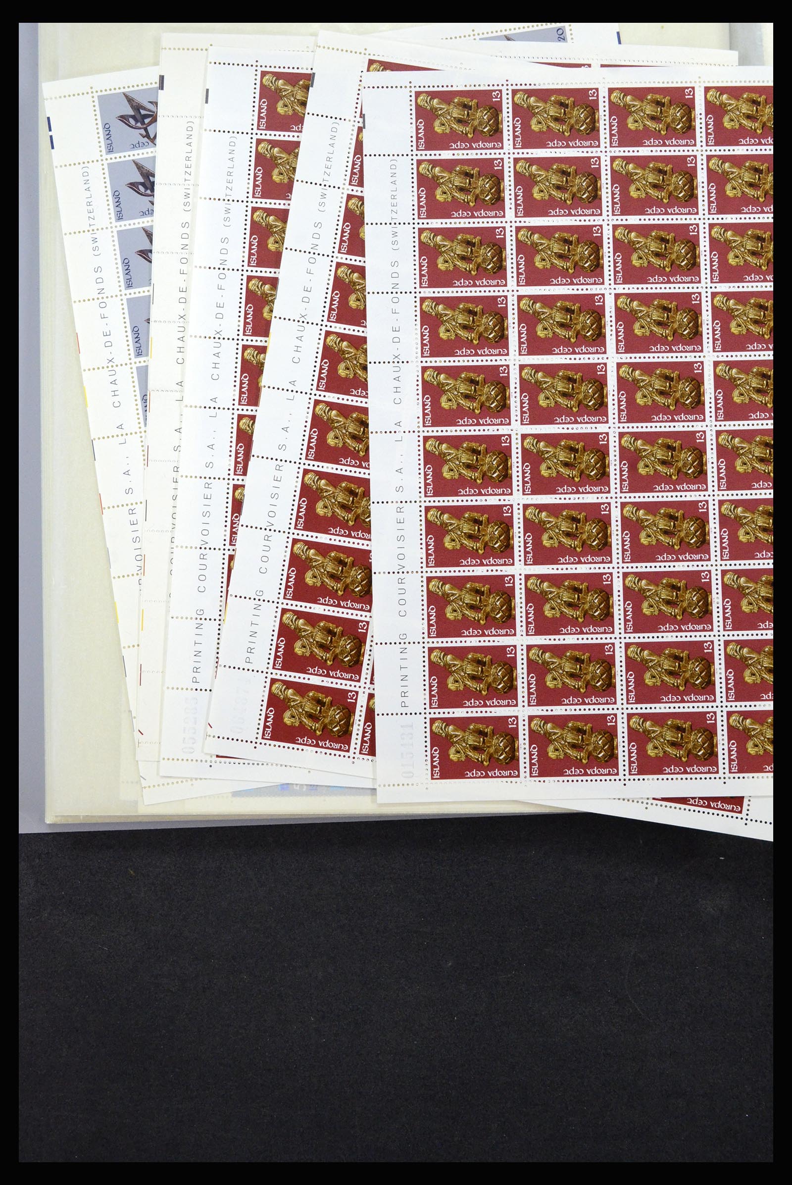 36588 308 - Postzegelverzameling 36588 IJsland 1950-1992.