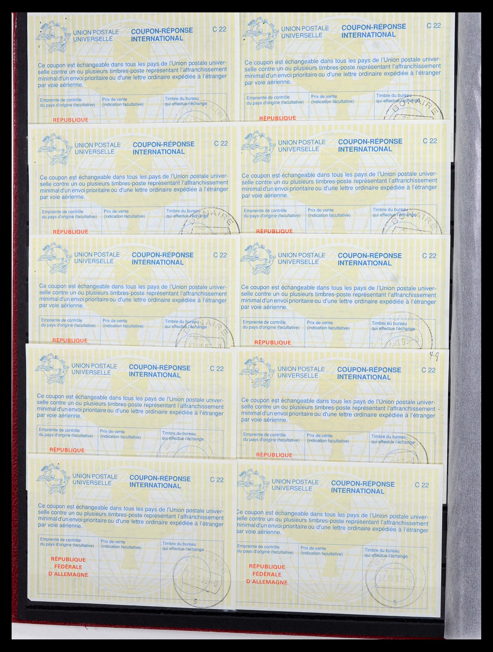 36621 004 - Postzegelverzameling 36621 World, International Reply coupons.