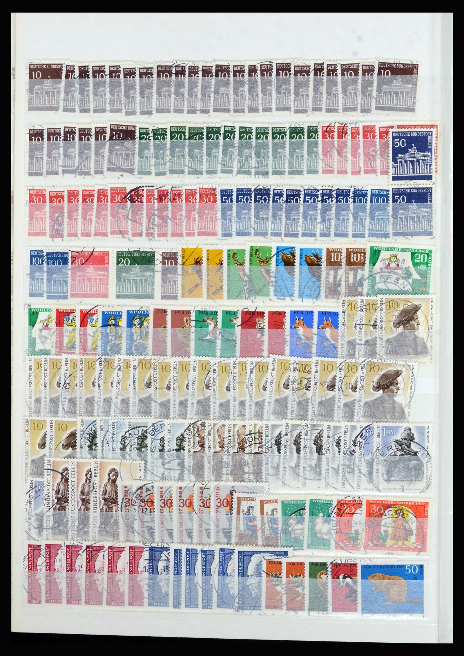 36628 014 - Postzegelverzameling 36628 Berlin 1948-1990.