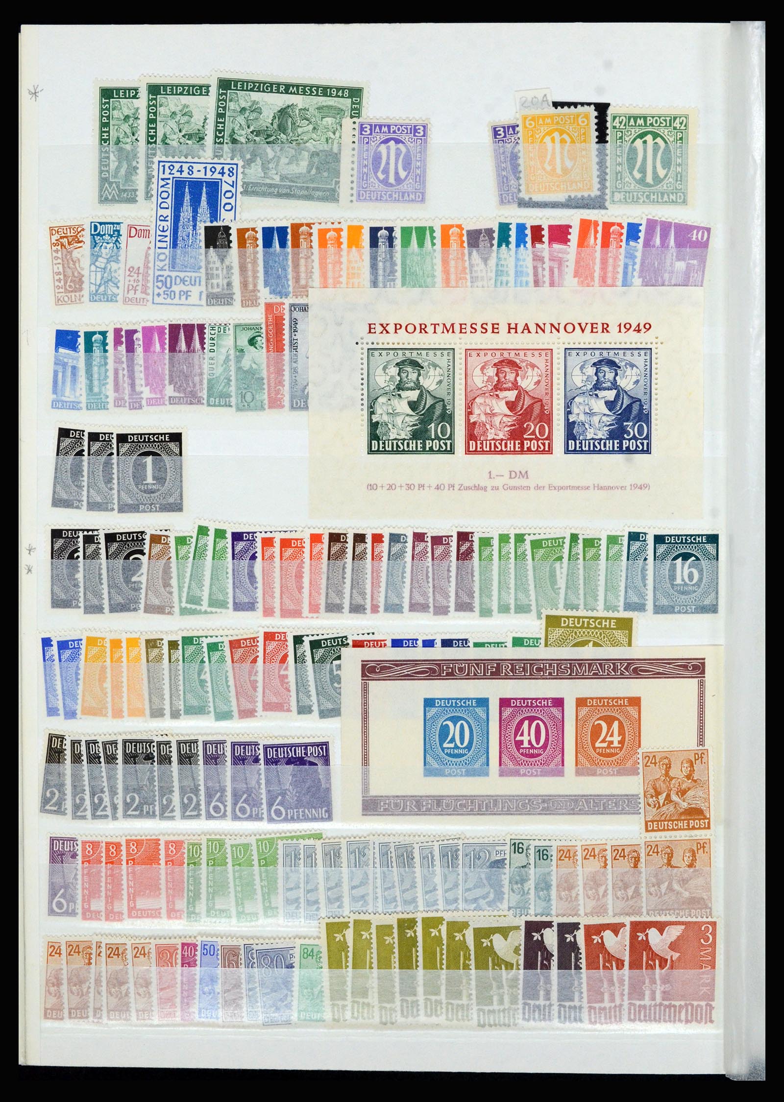 36628 034 - Stamp collection 36628 Berlijn 1948-1990.