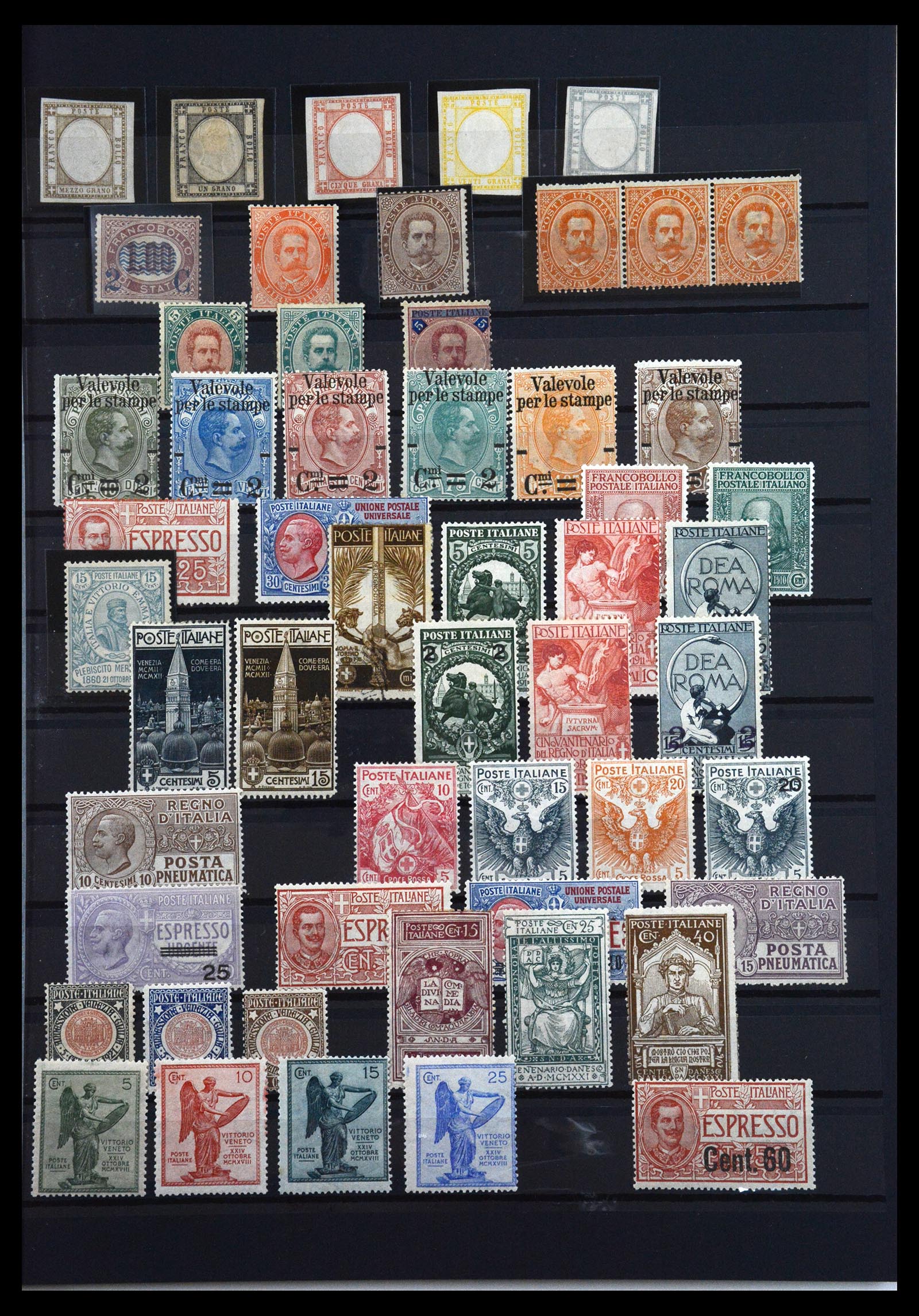 36663 001 - Postzegelverzameling 36663 Italië en gebieden 1861-1956.