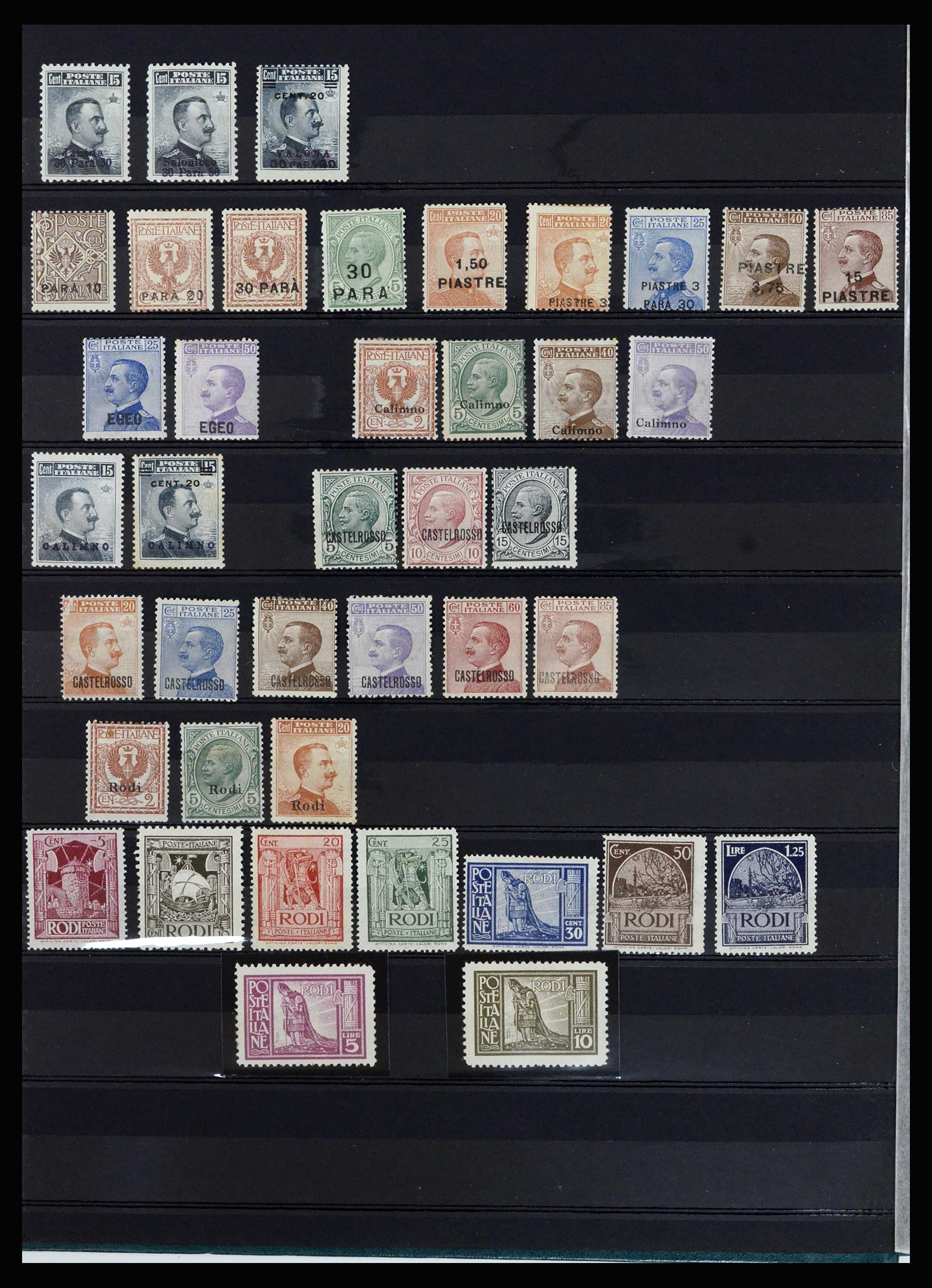 36670 020 - Postzegelverzameling 36670 Italië en gebieden 1851-1950.