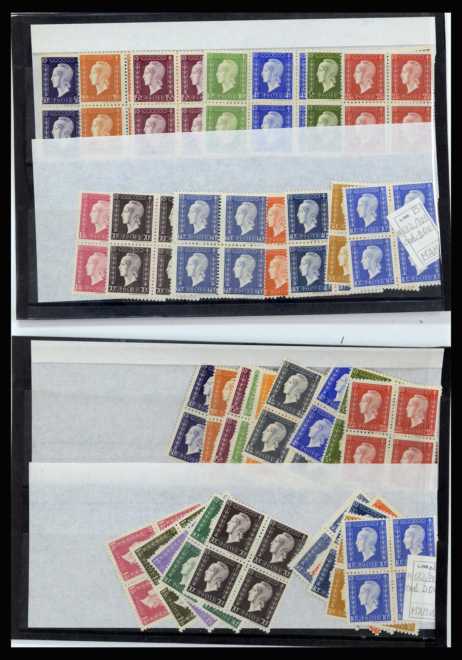 36679 011 - Postzegelverzameling 36679 Frankrijk 1920-1970.