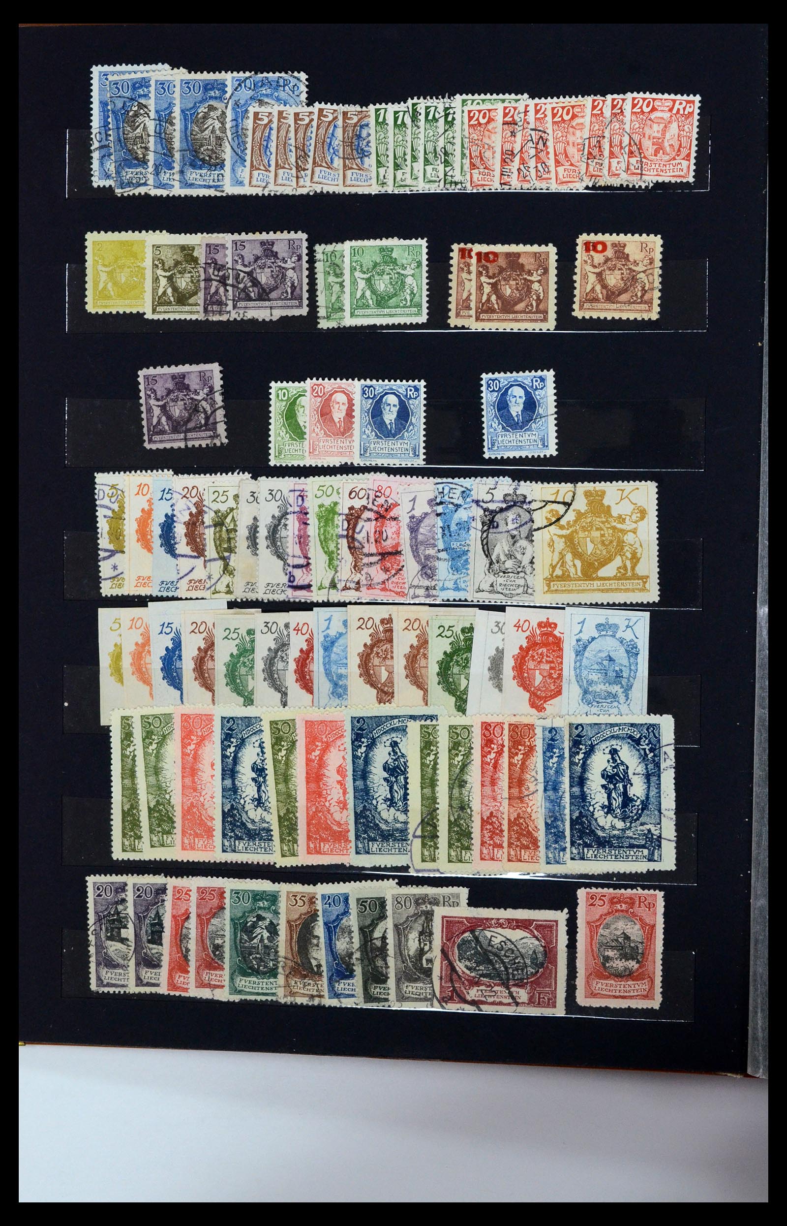 36697 002 - Stamp collection 36697 Liechtenstein 1912-1985.