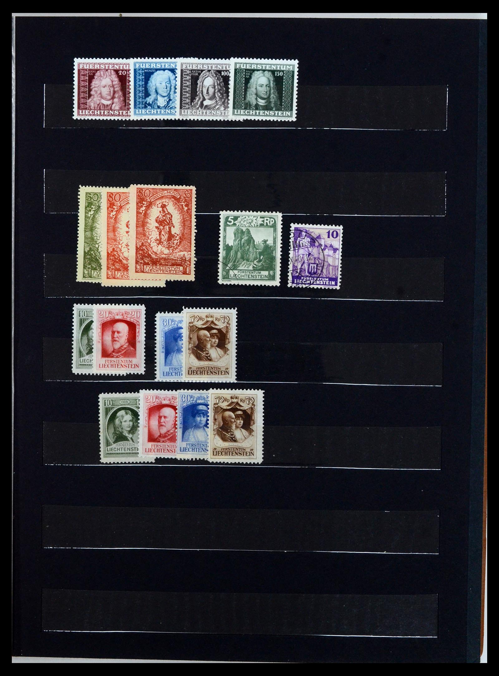 36697 003 - Stamp collection 36697 Liechtenstein 1912-1985.