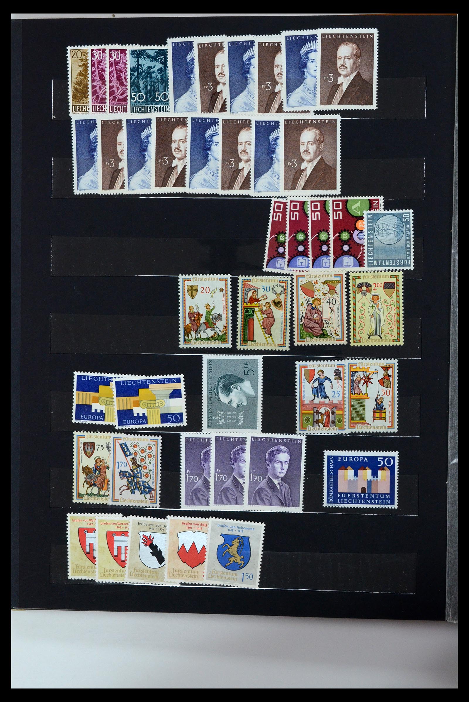 36697 008 - Postzegelverzameling 36697 Liechtenstein 1912-1985.