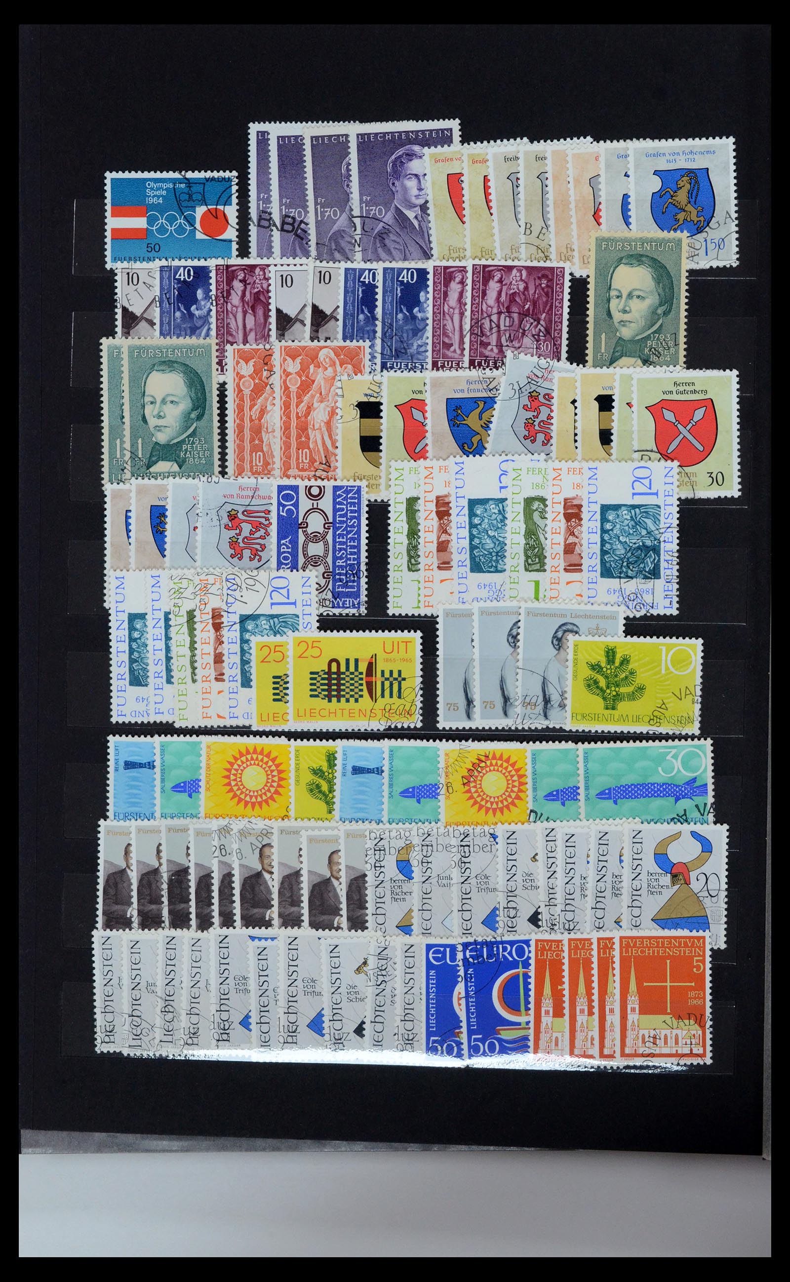 36697 030 - Stamp collection 36697 Liechtenstein 1912-1985.