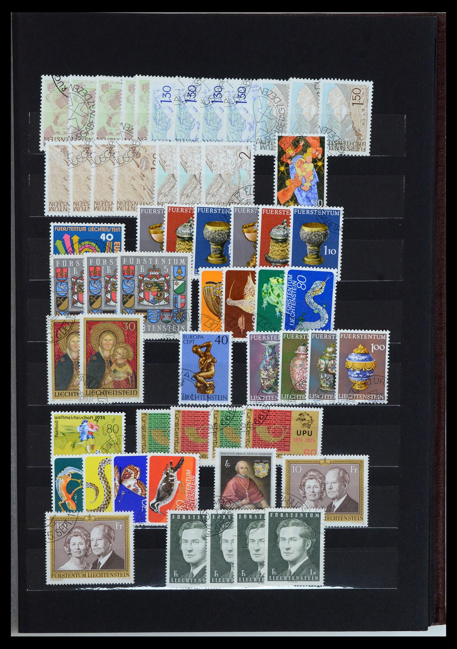 36697 034 - Postzegelverzameling 36697 Liechtenstein 1912-1985.