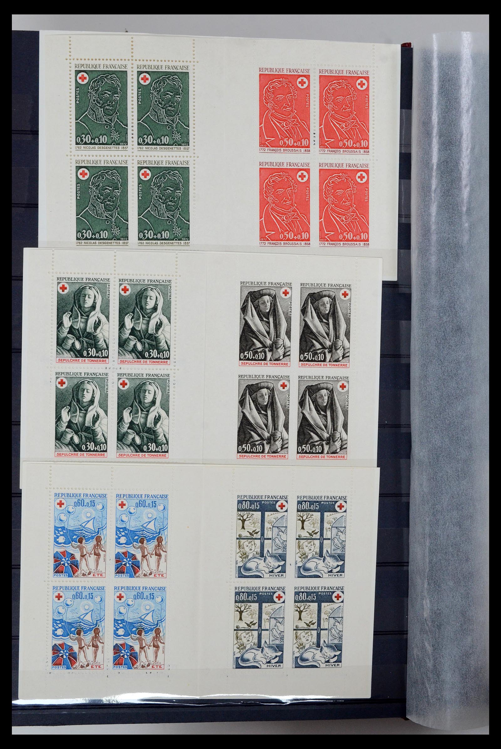 36728 008 - Postzegelverzameling 36728 Frankrijk postzegelboekjes 1952-2011.