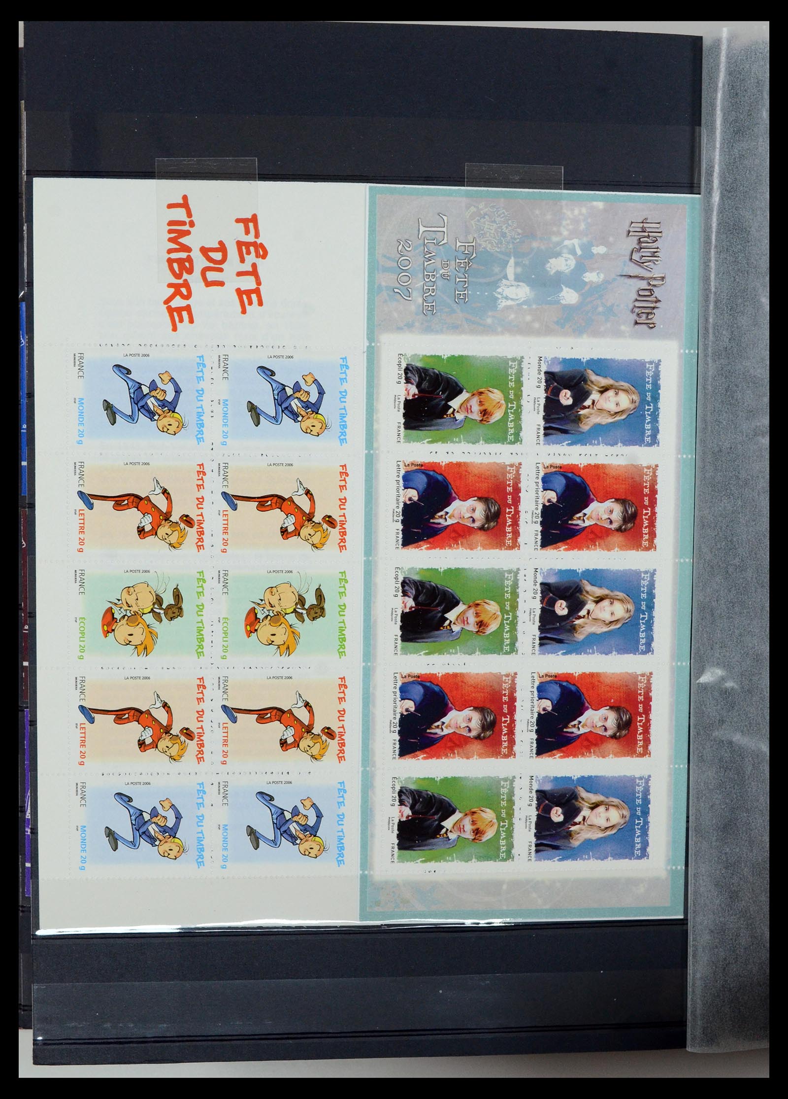 36728 030 - Postzegelverzameling 36728 Frankrijk postzegelboekjes 1952-2011.
