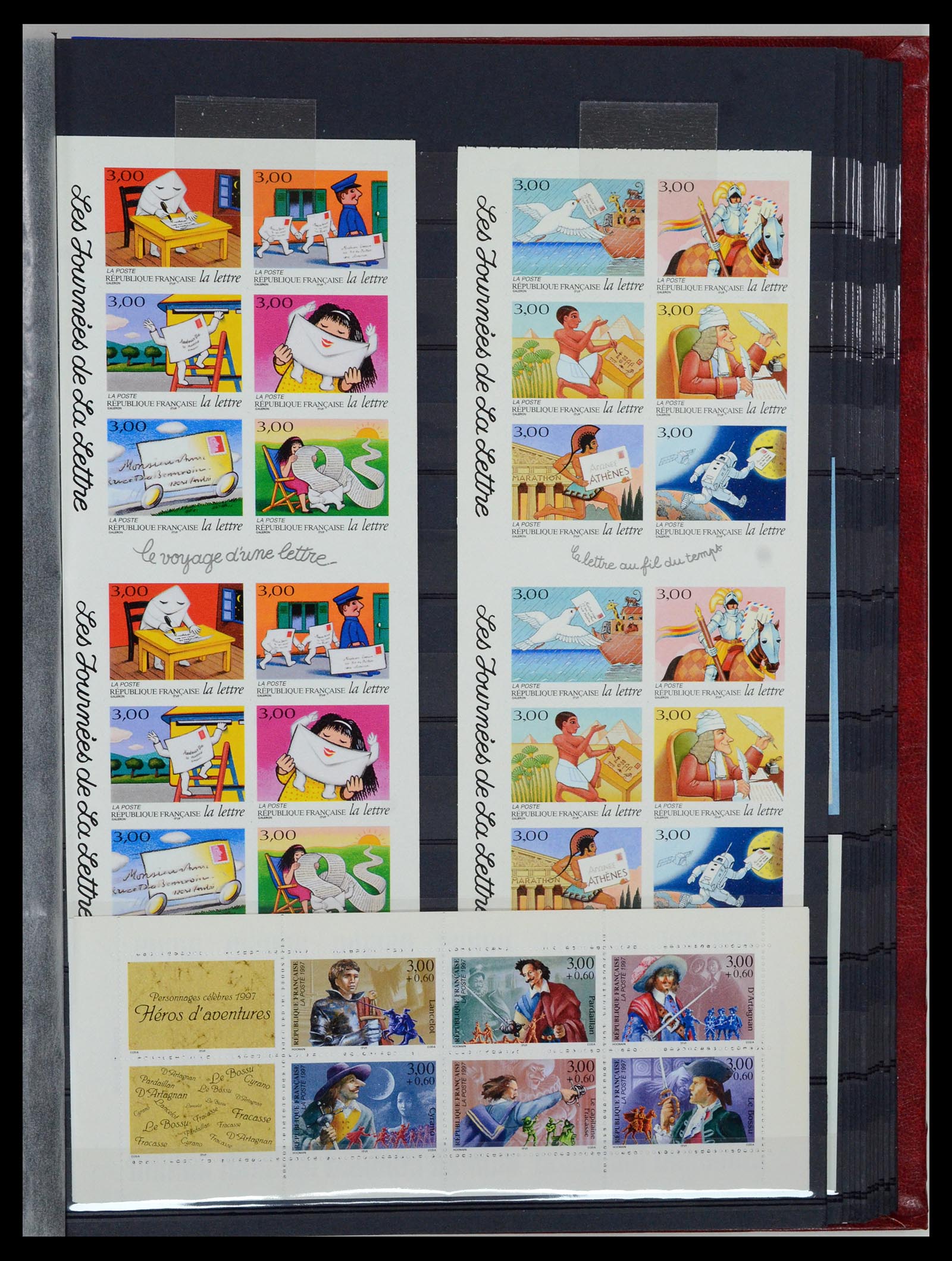 36728 037 - Postzegelverzameling 36728 Frankrijk postzegelboekjes 1952-2011.