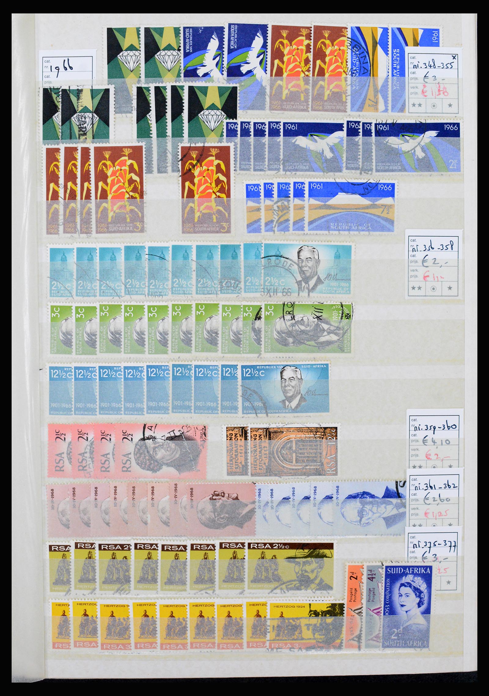 36743 099 - Postzegelverzameling 36743 Zuid Afrika en thuislanden 1910-1998.