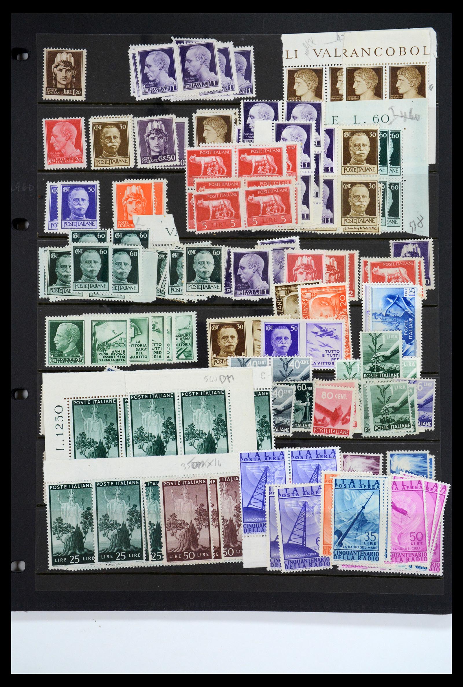 36760 015 - Postzegelverzameling 36760 Italië 1861-1970