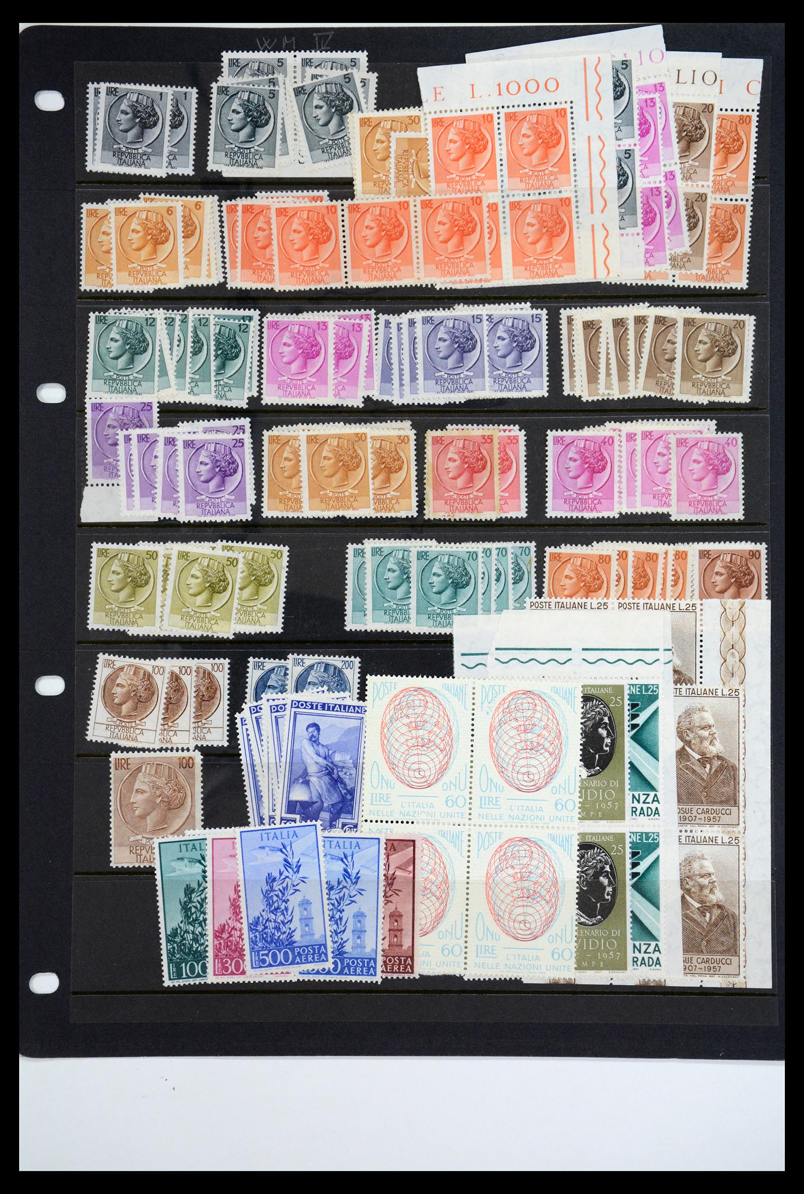 36760 021 - Postzegelverzameling 36760 Italië 1861-1970