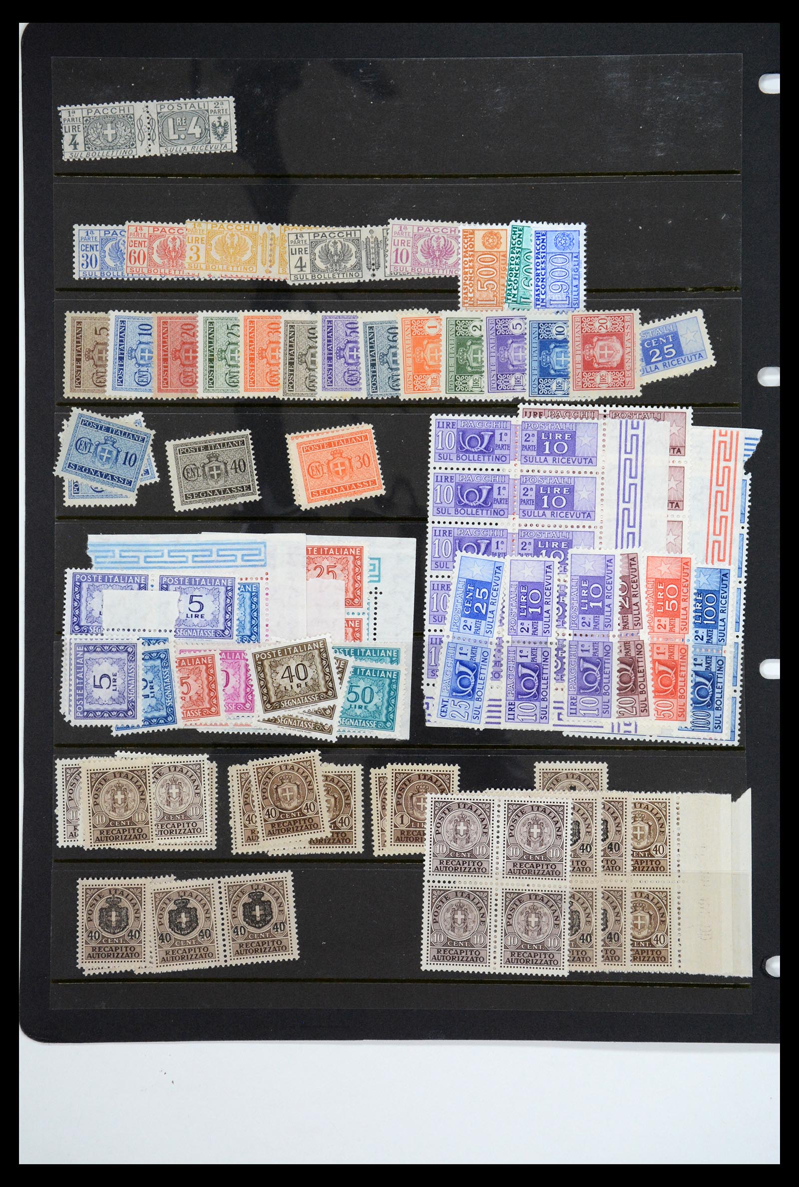 36760 037 - Postzegelverzameling 36760 Italië 1861-1970