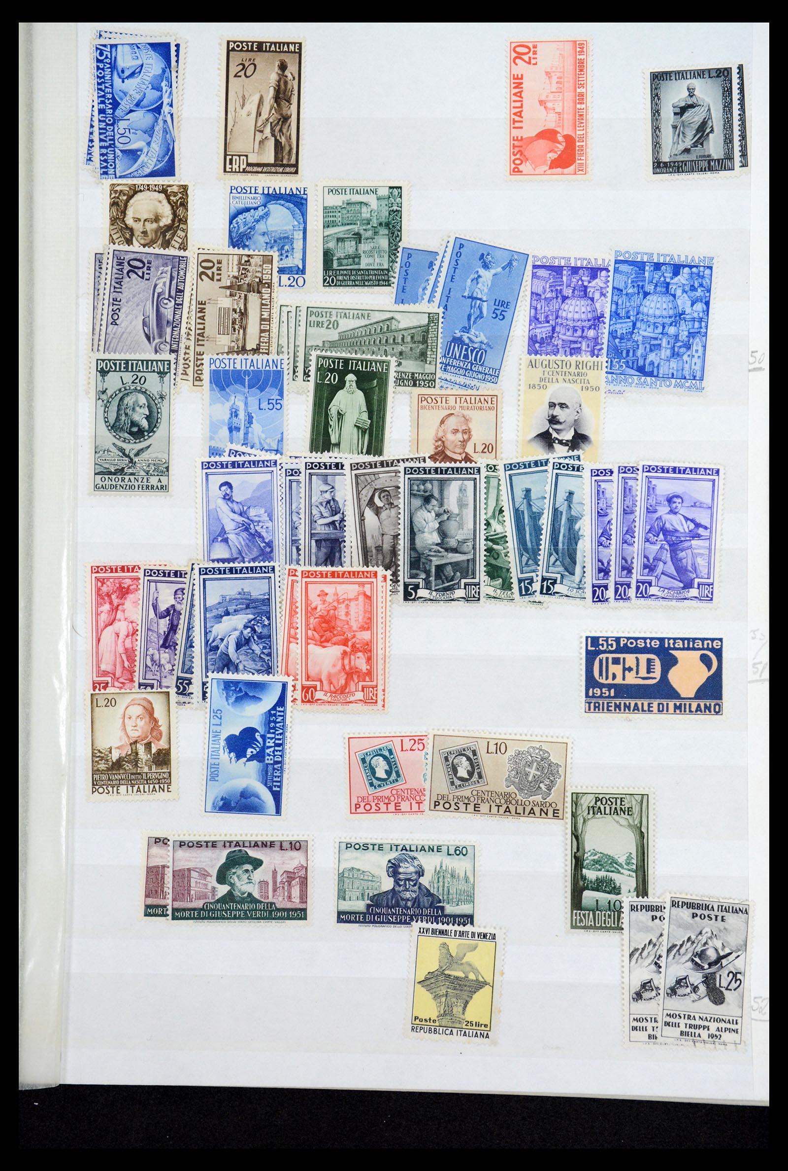 36760 056 - Postzegelverzameling 36760 Italië 1861-1970