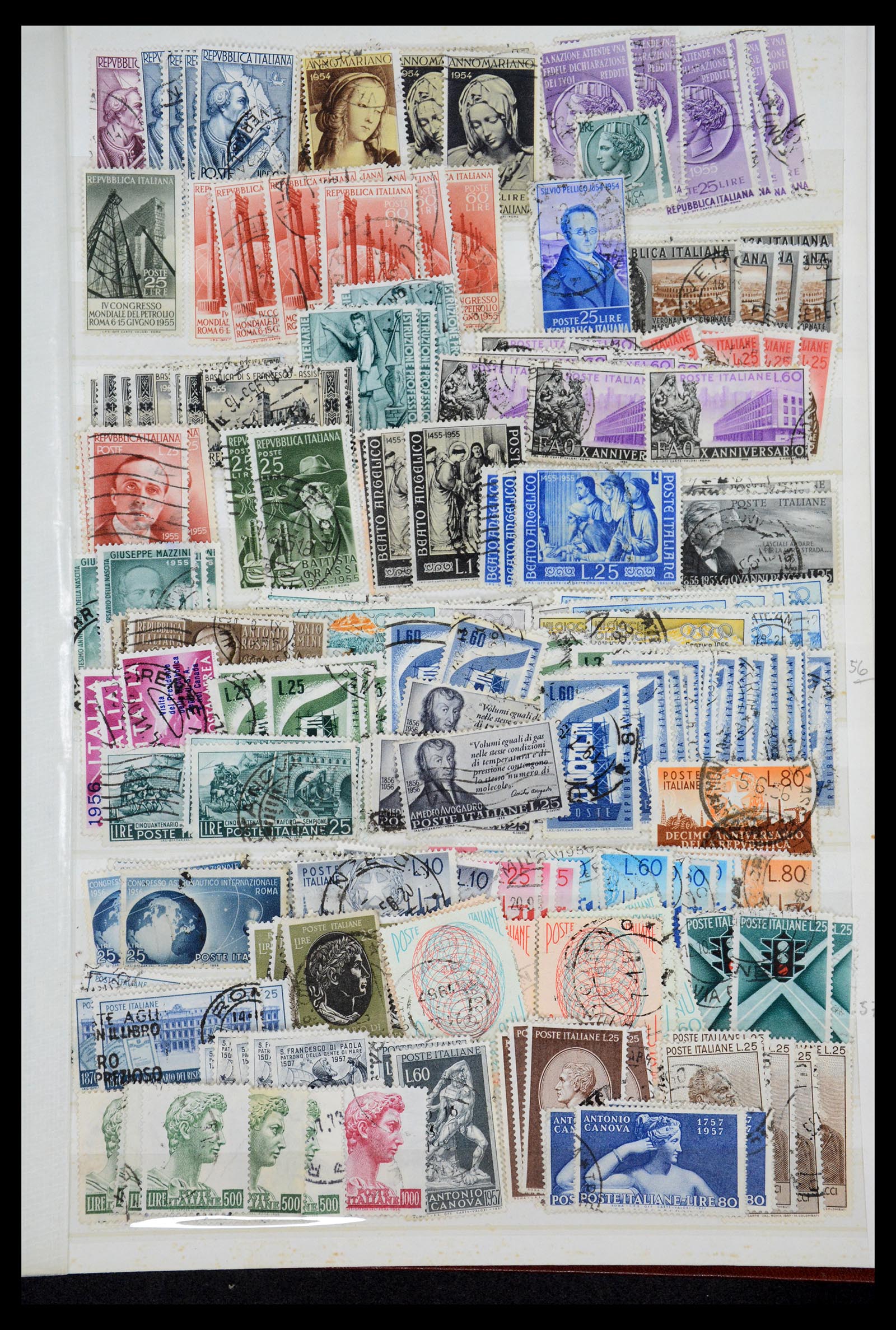 36760 104 - Stamp collection 36760 Italy 1861-1970.