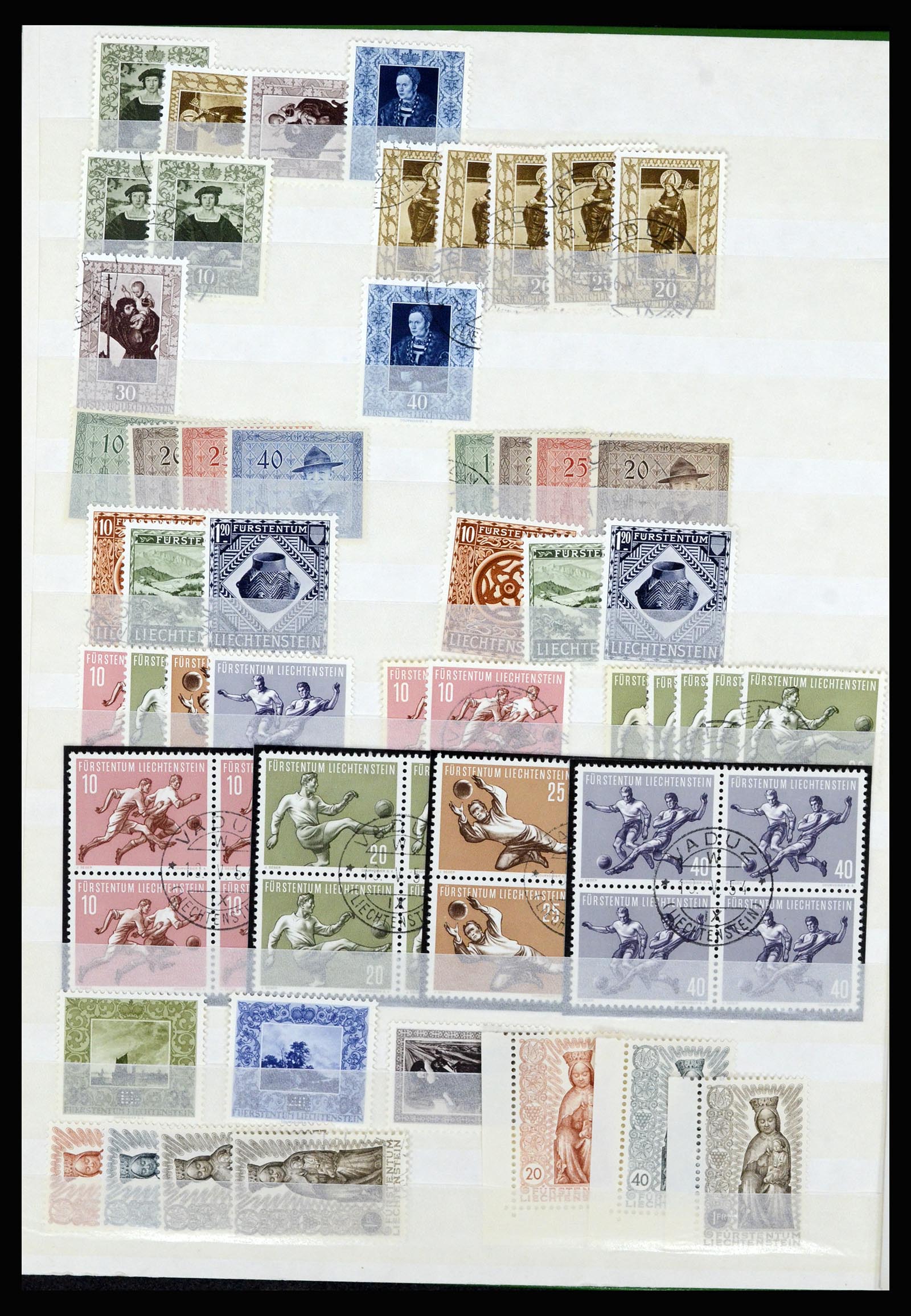 36766 052 - Postzegelverzameling 36766 Liechtenstein 1912-1955.