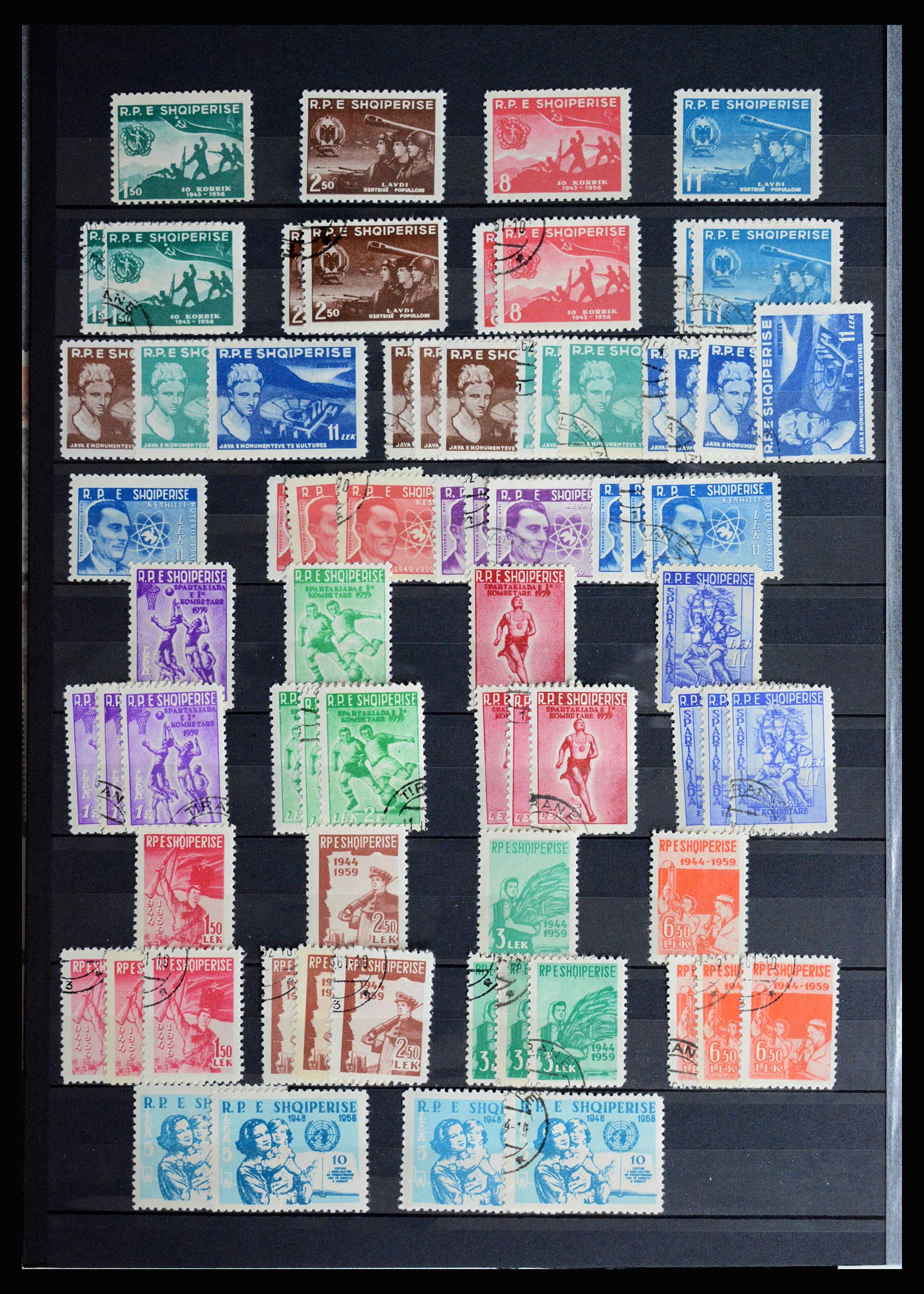 36824 006 - Postzegelverzameling 36824 Albanië 1913-2003.