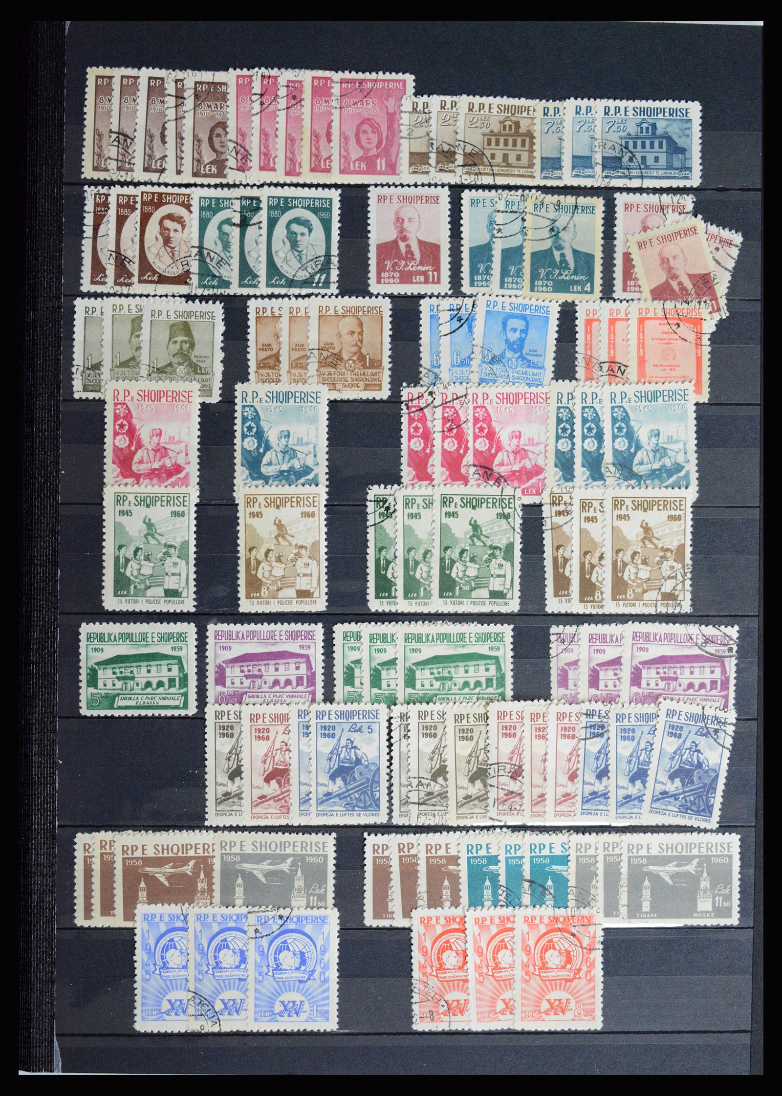 36824 007 - Postzegelverzameling 36824 Albanië 1913-2003.