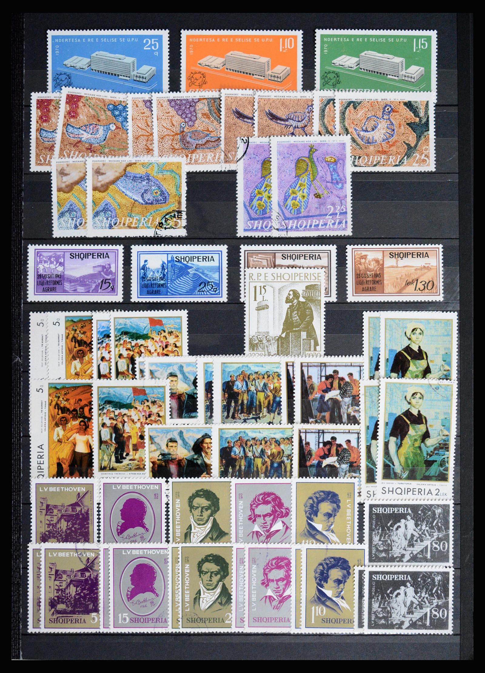 36824 035 - Postzegelverzameling 36824 Albanië 1913-2003.