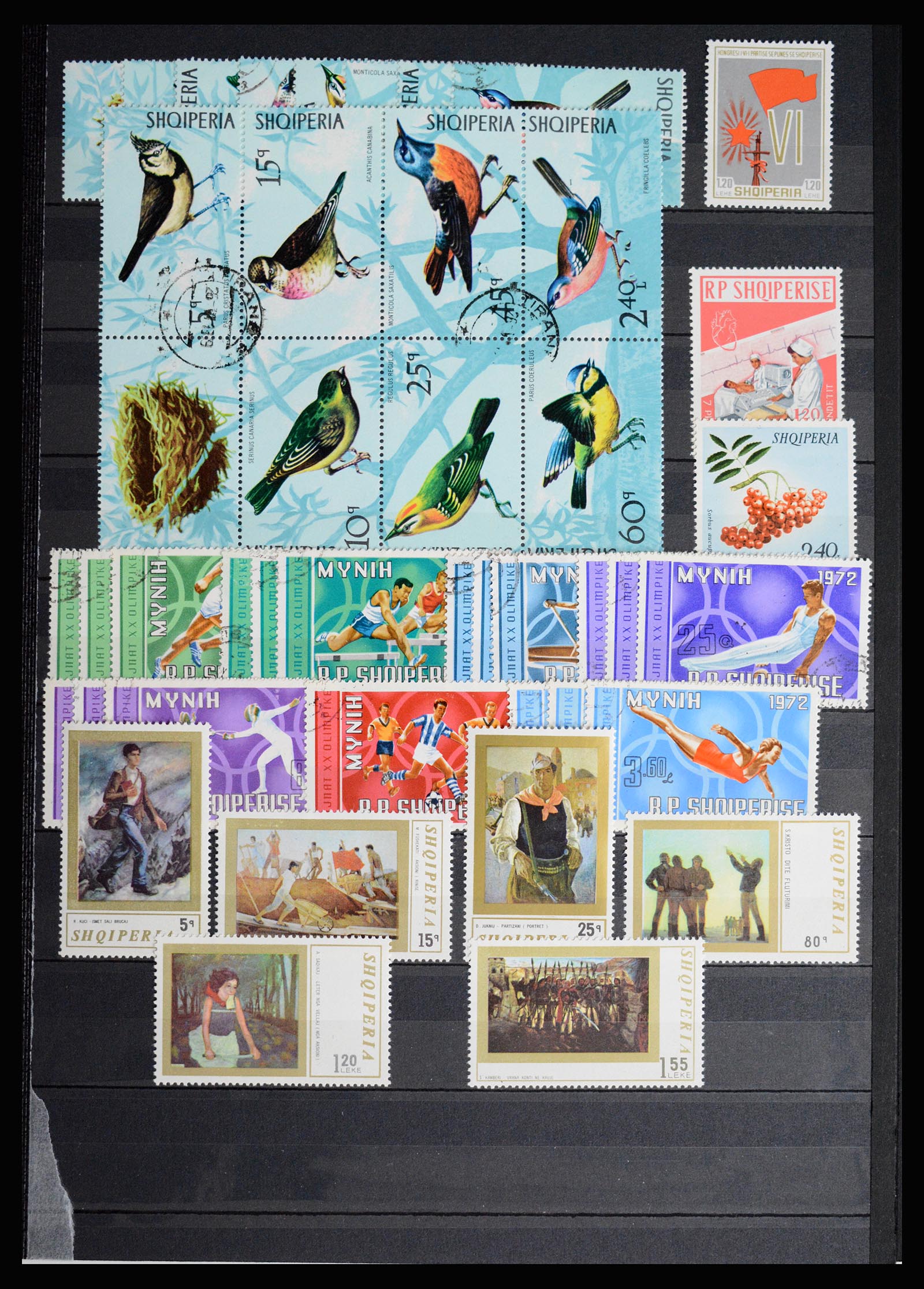 36824 037 - Postzegelverzameling 36824 Albanië 1913-2003.