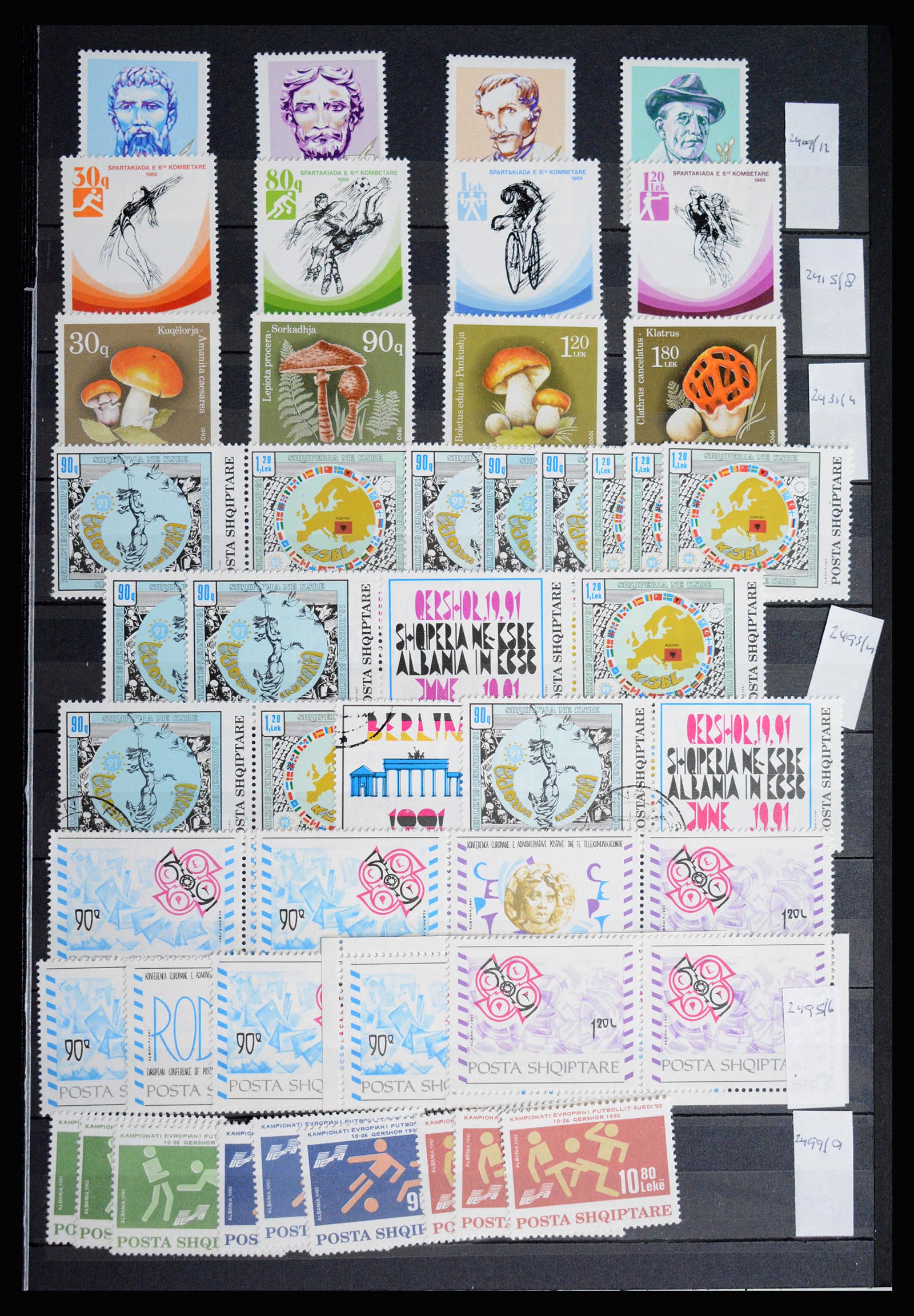 36824 053 - Postzegelverzameling 36824 Albanië 1913-2003.