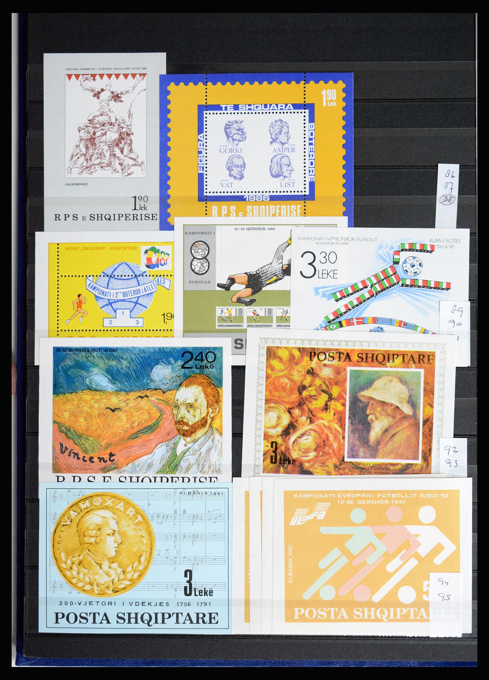 36824 069 - Postzegelverzameling 36824 Albanië 1913-2003.