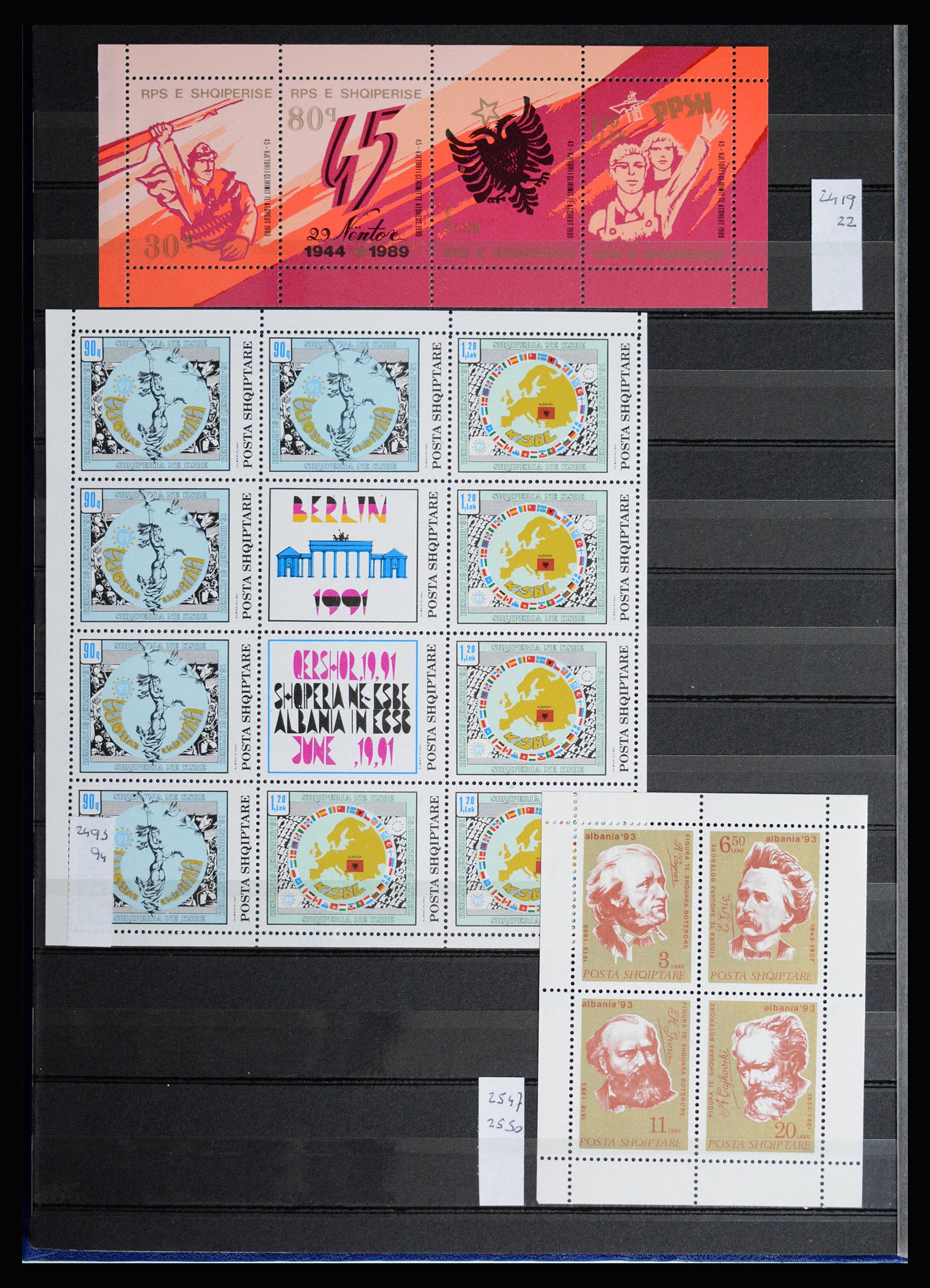36824 079 - Postzegelverzameling 36824 Albanië 1913-2003.