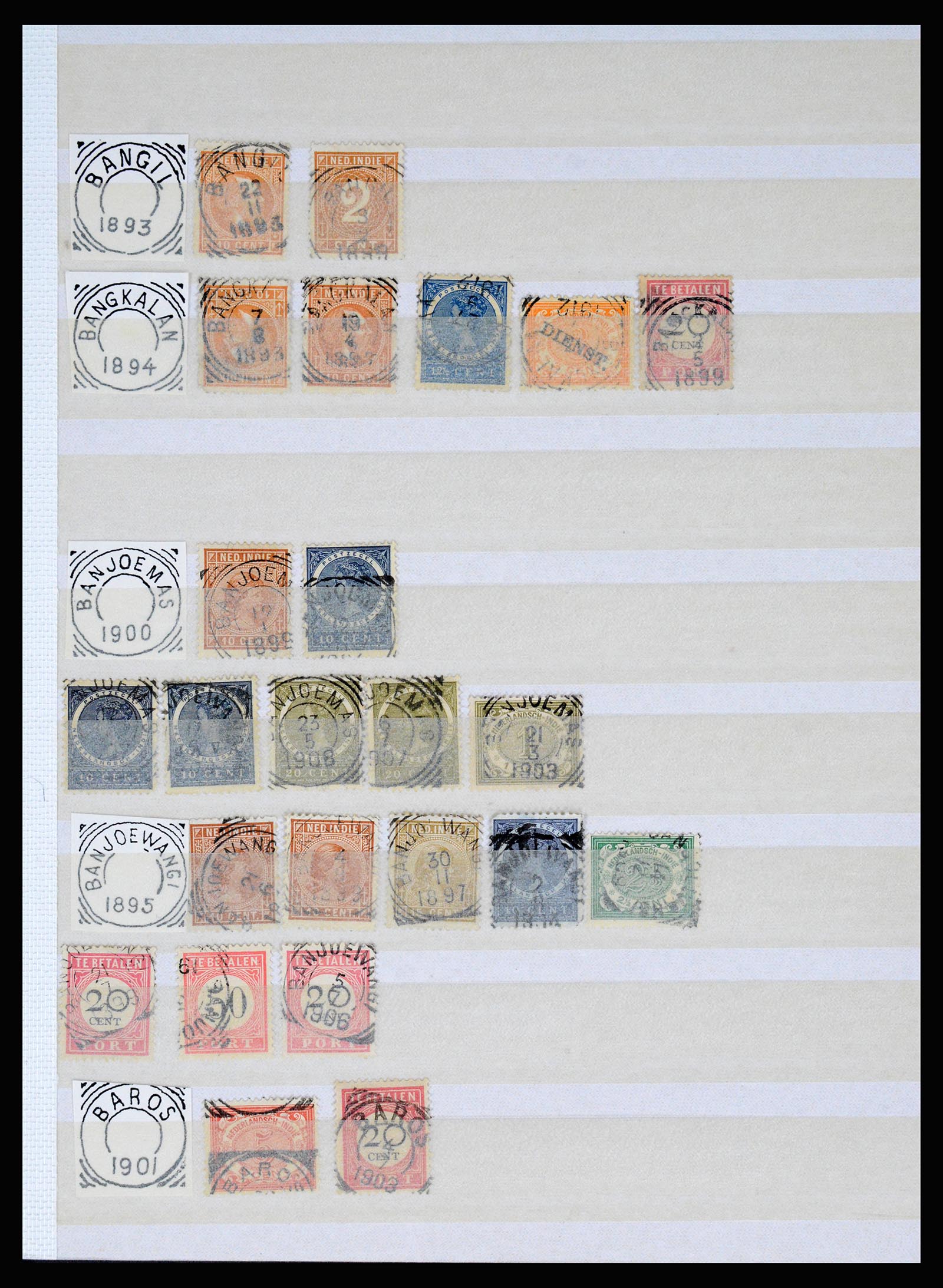 36839 062 - Postzegelverzameling 36839 Nederlands Indië vierkantstempels.