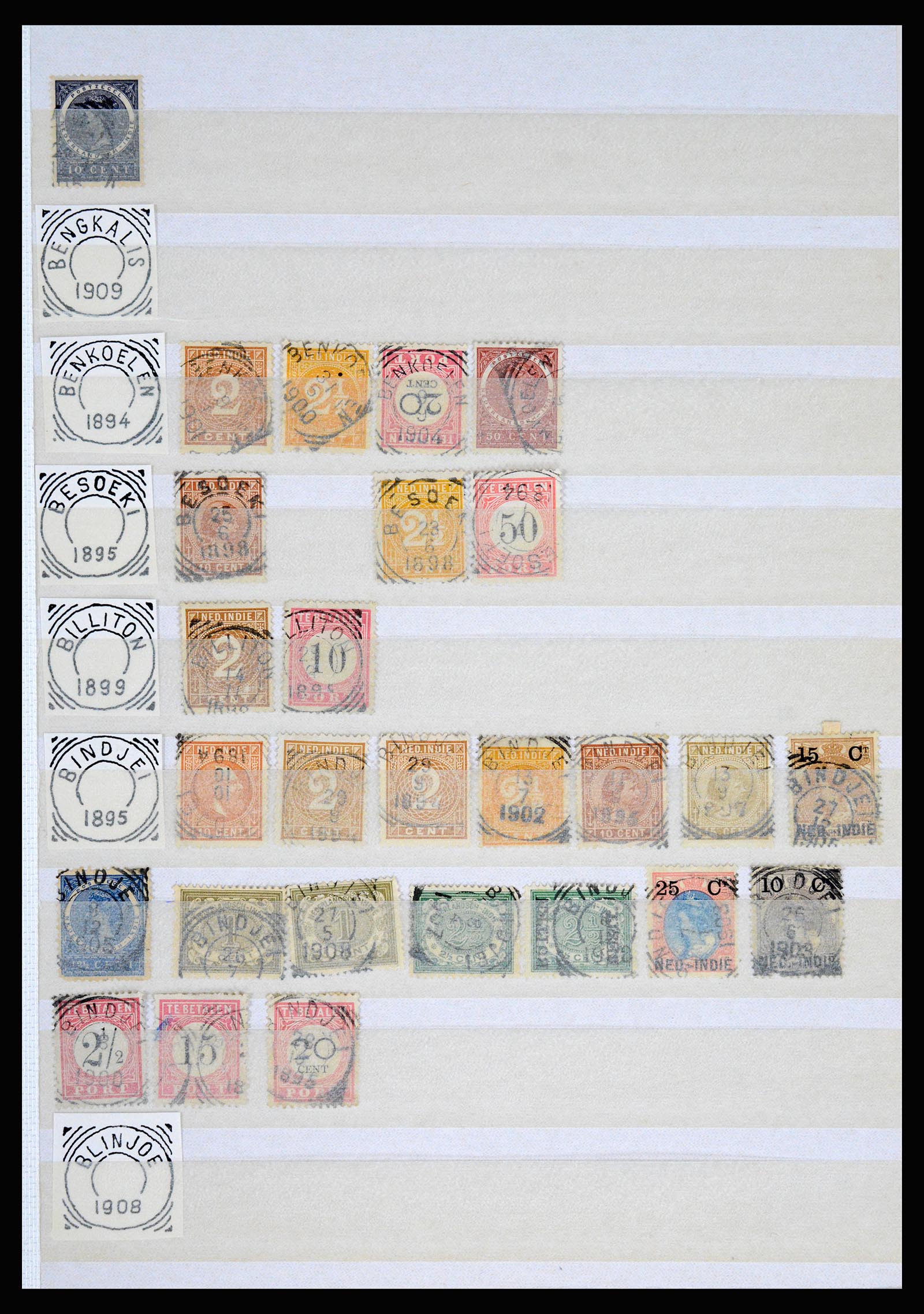 36839 064 - Postzegelverzameling 36839 Nederlands Indië vierkantstempels.