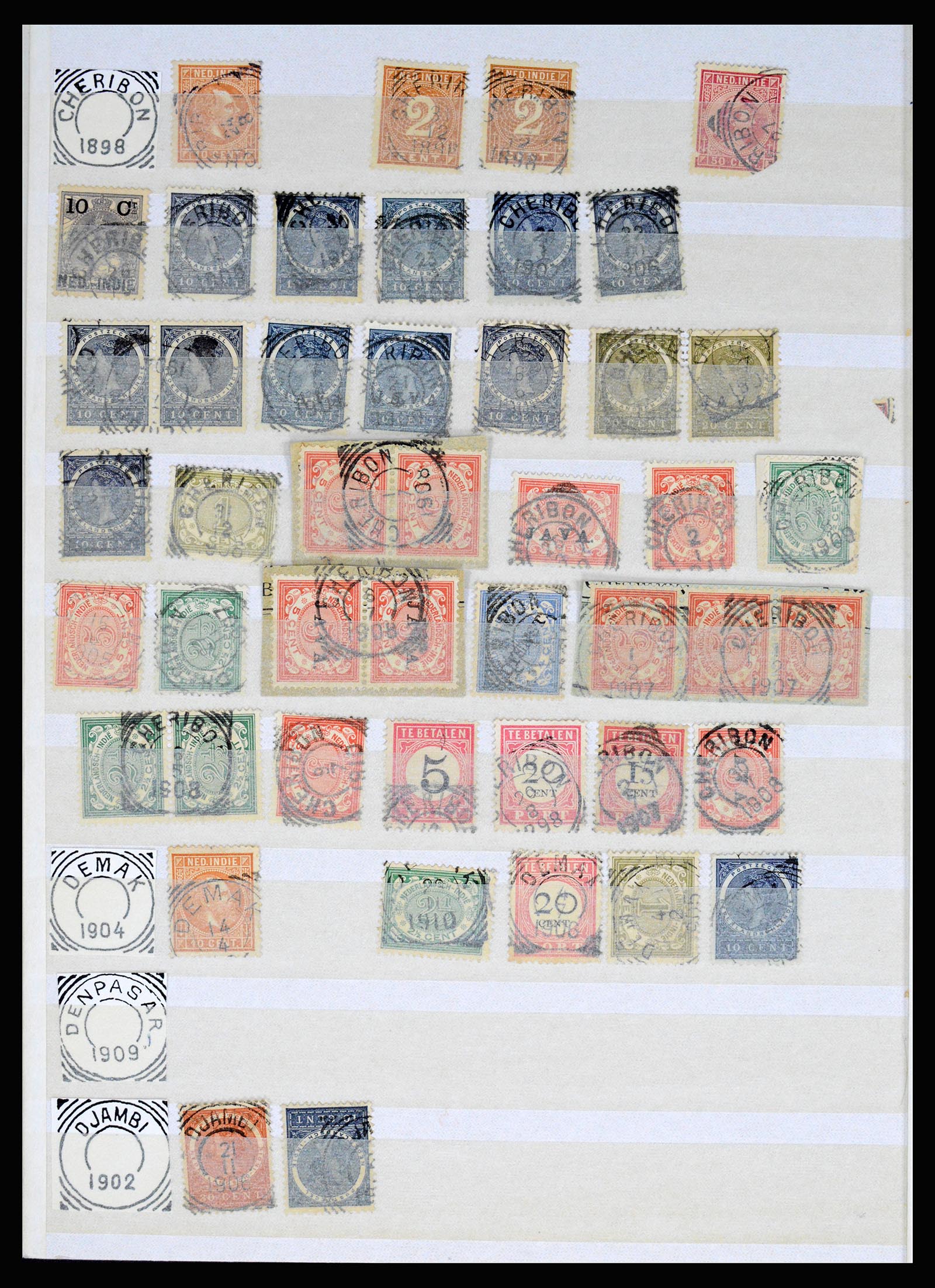 36839 067 - Postzegelverzameling 36839 Nederlands Indië vierkantstempels.