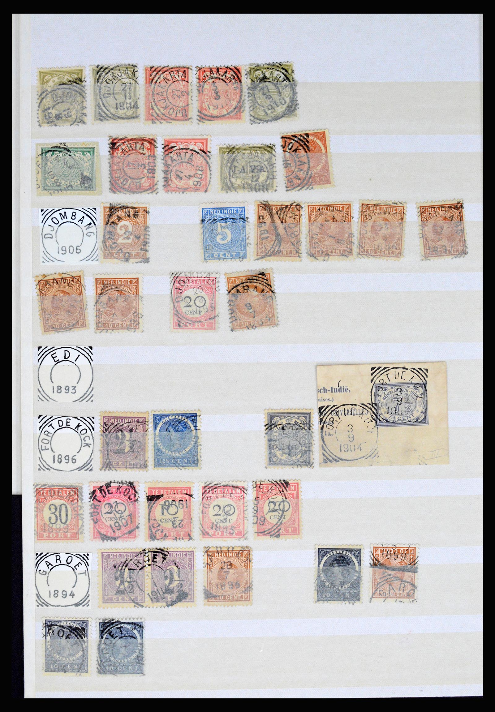 36839 069 - Postzegelverzameling 36839 Nederlands Indië vierkantstempels.