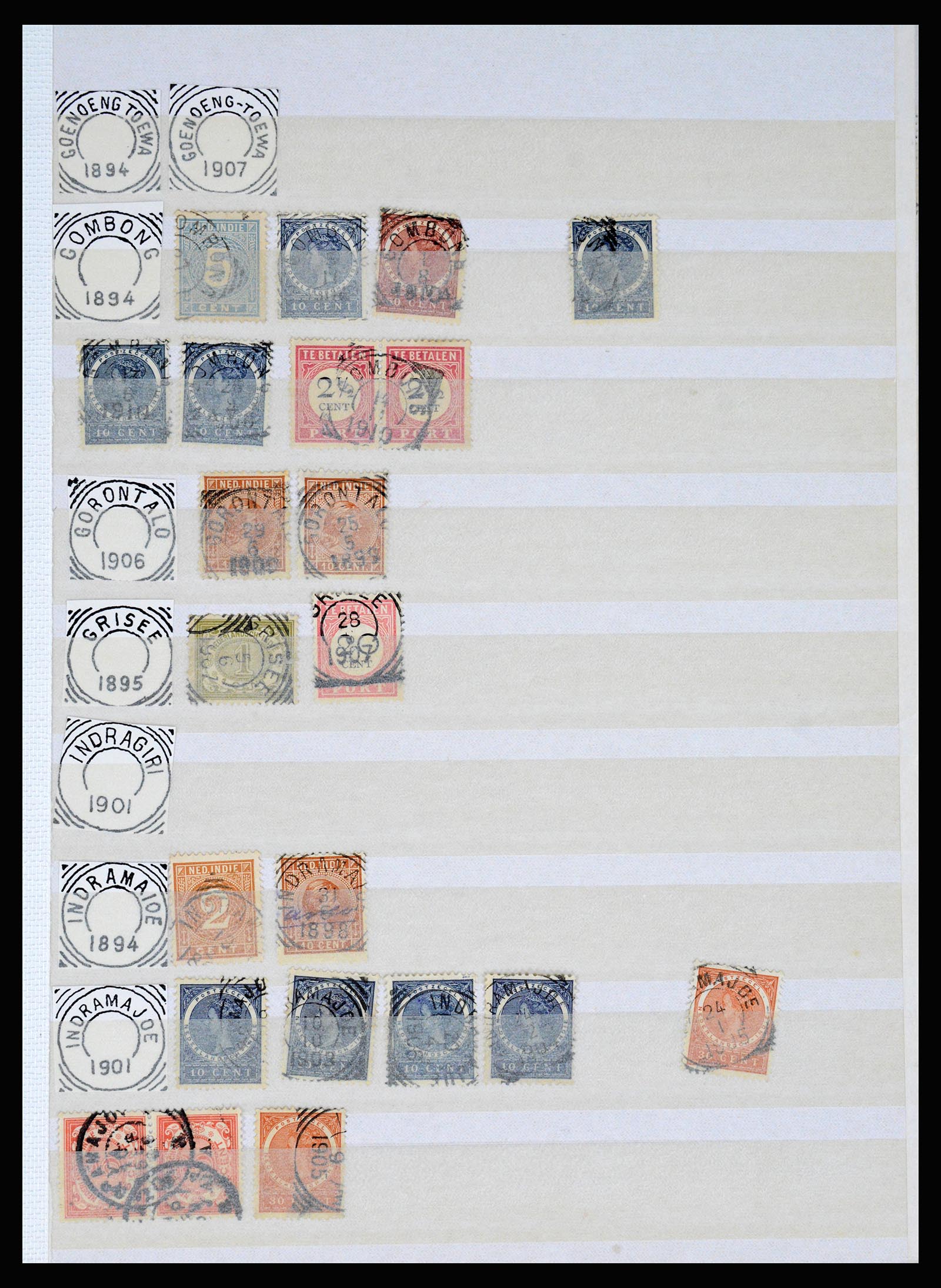 36839 070 - Postzegelverzameling 36839 Nederlands Indië vierkantstempels.