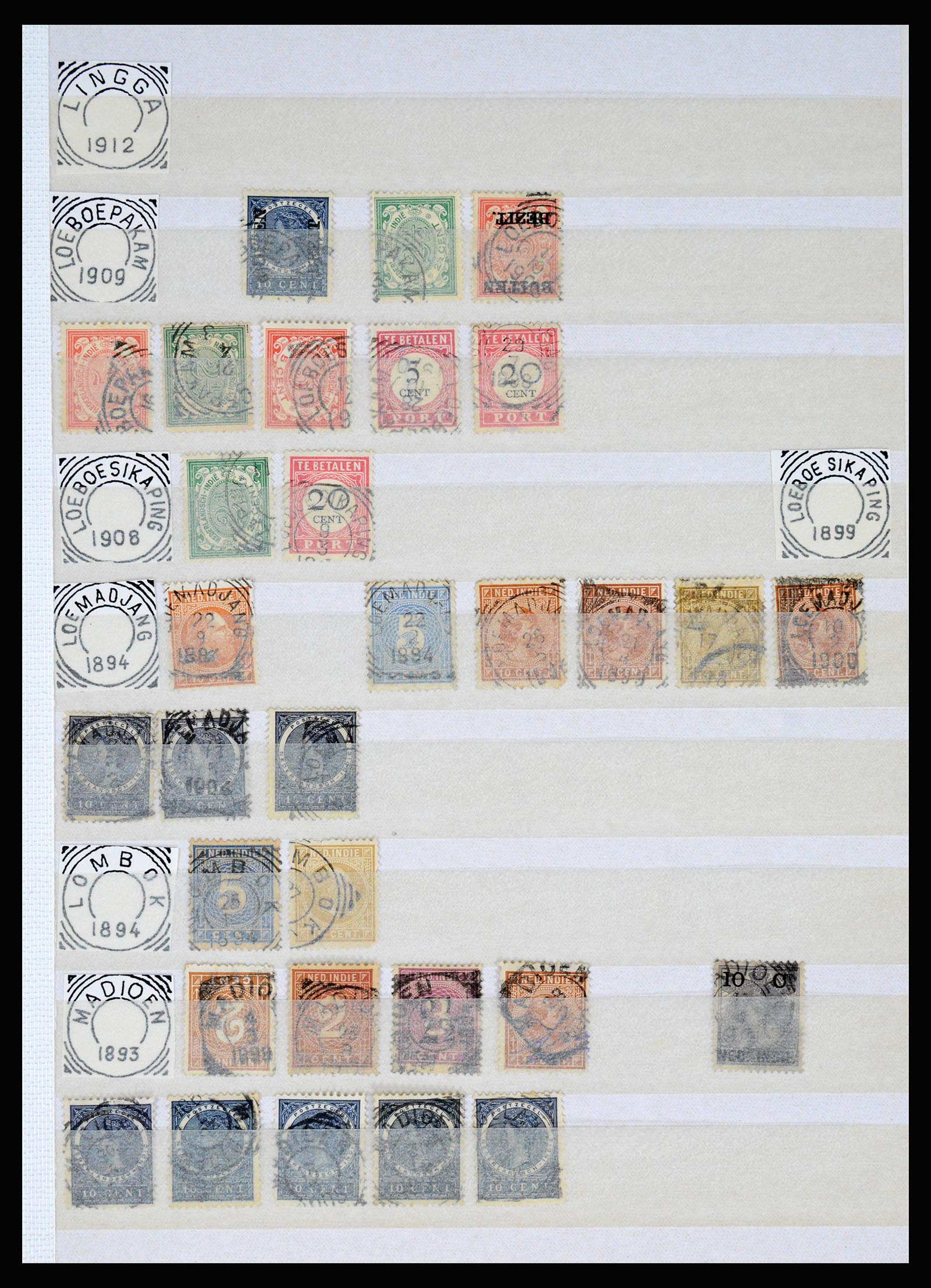 36839 076 - Postzegelverzameling 36839 Nederlands Indië vierkantstempels.