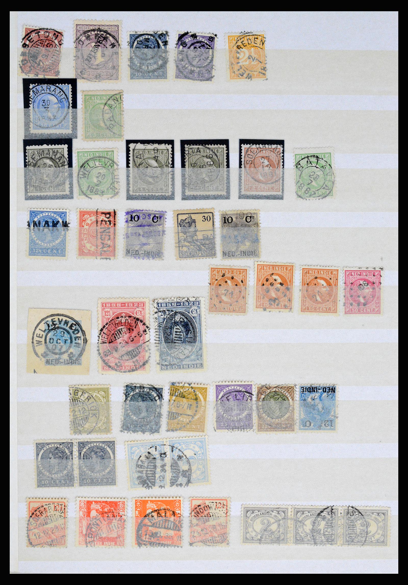 36839 108 - Postzegelverzameling 36839 Nederlands Indië vierkantstempels.