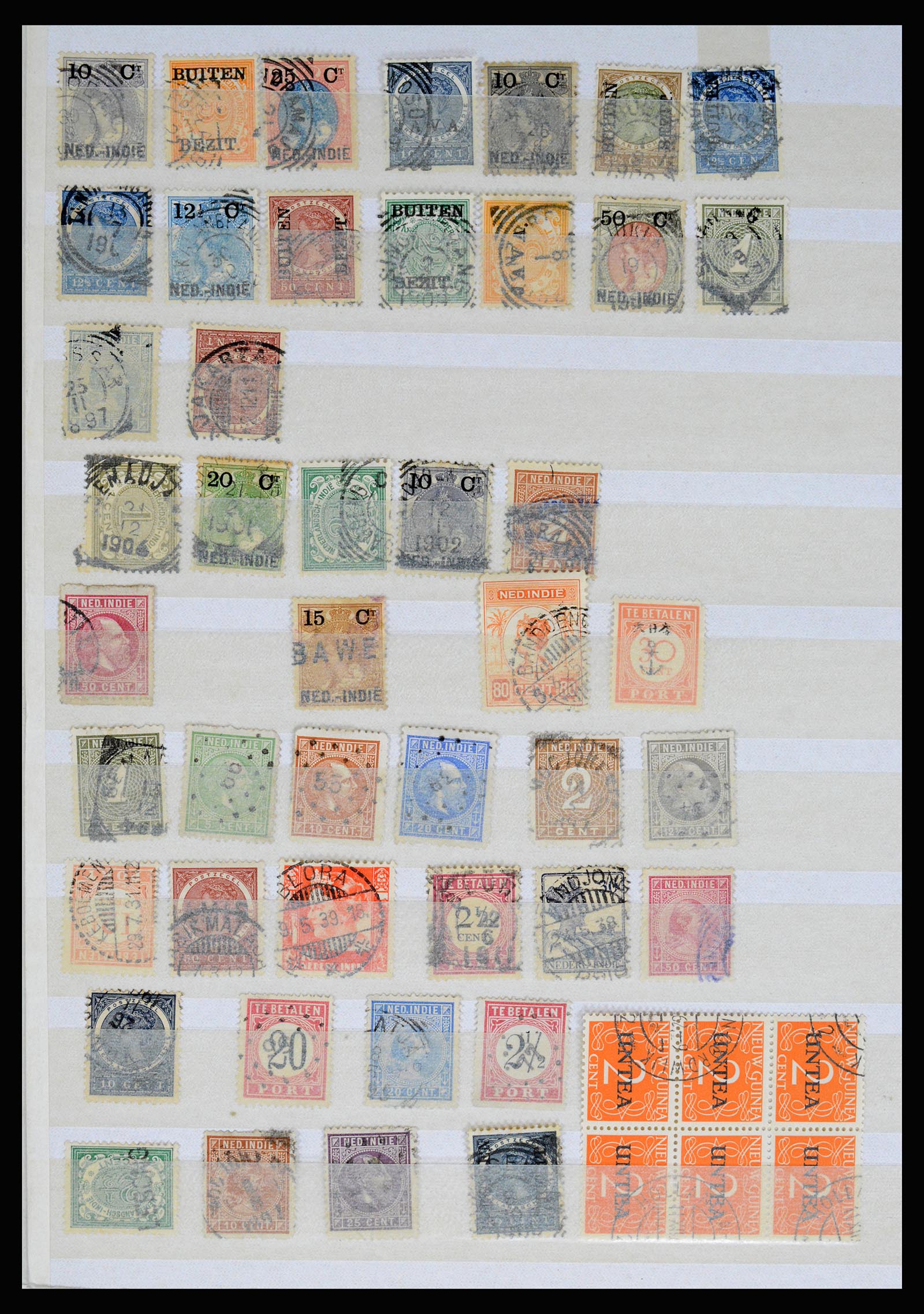 36839 110 - Postzegelverzameling 36839 Nederlands Indië vierkantstempels.
