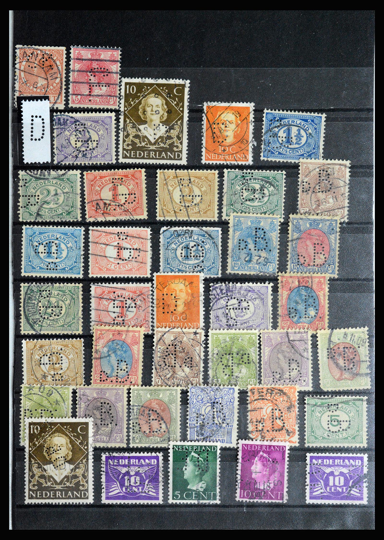 36849 004 - Postzegelverzameling 36849 Nederland perfins 1891-1960.