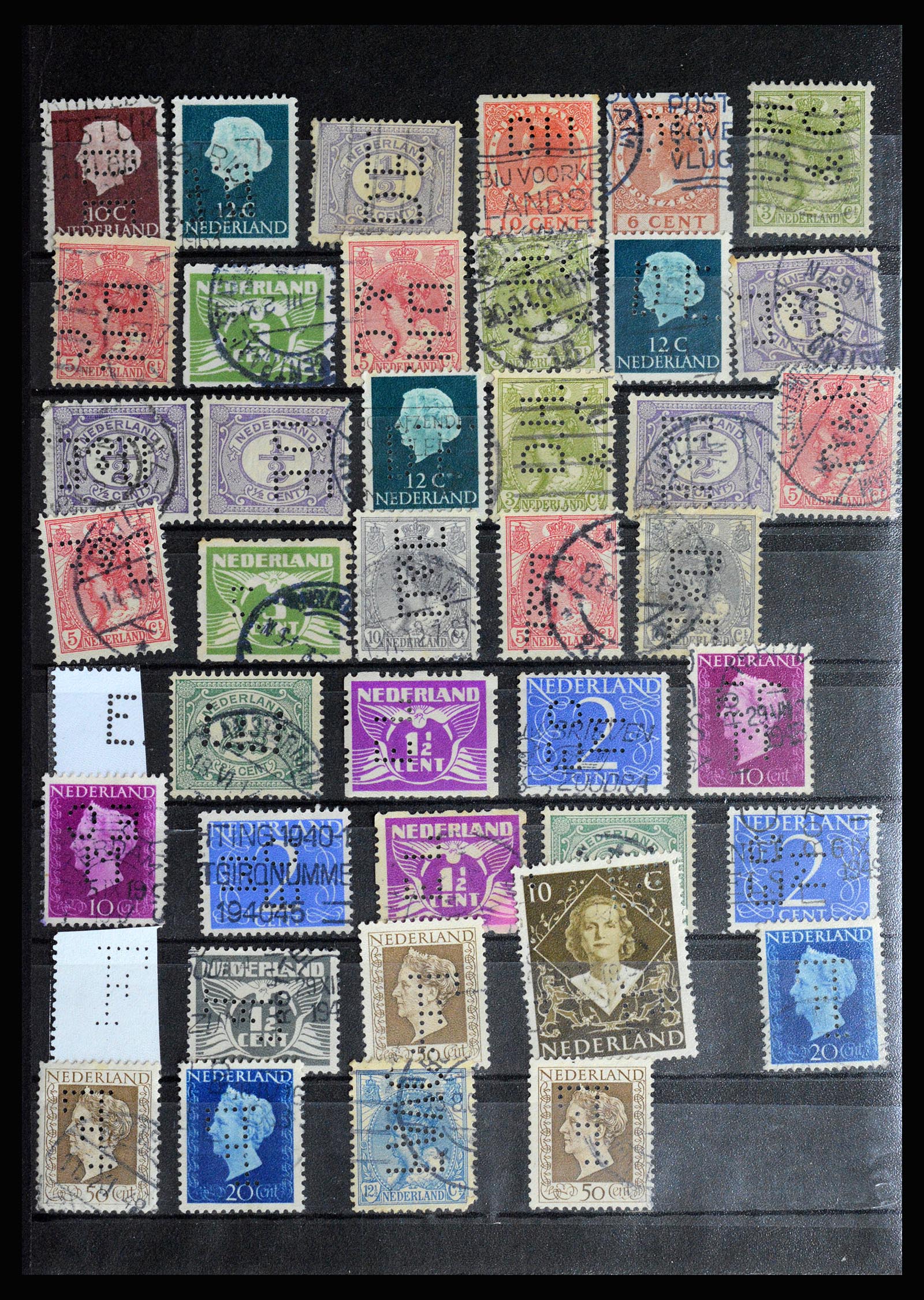 36849 005 - Postzegelverzameling 36849 Nederland perfins 1891-1960.