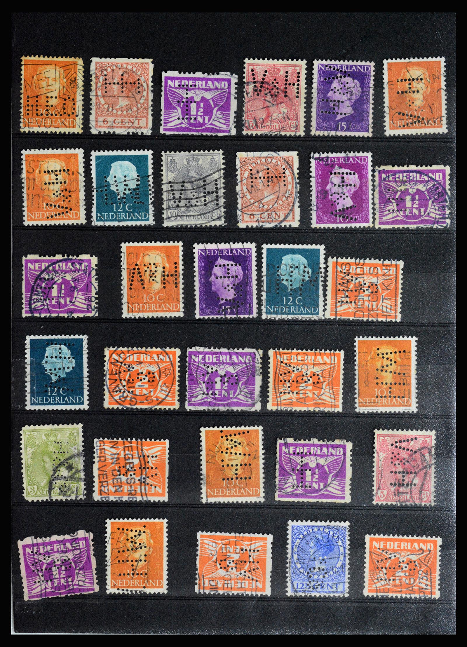36849 009 - Stamp collection 36849 Netherlands perfins 1891-1960.