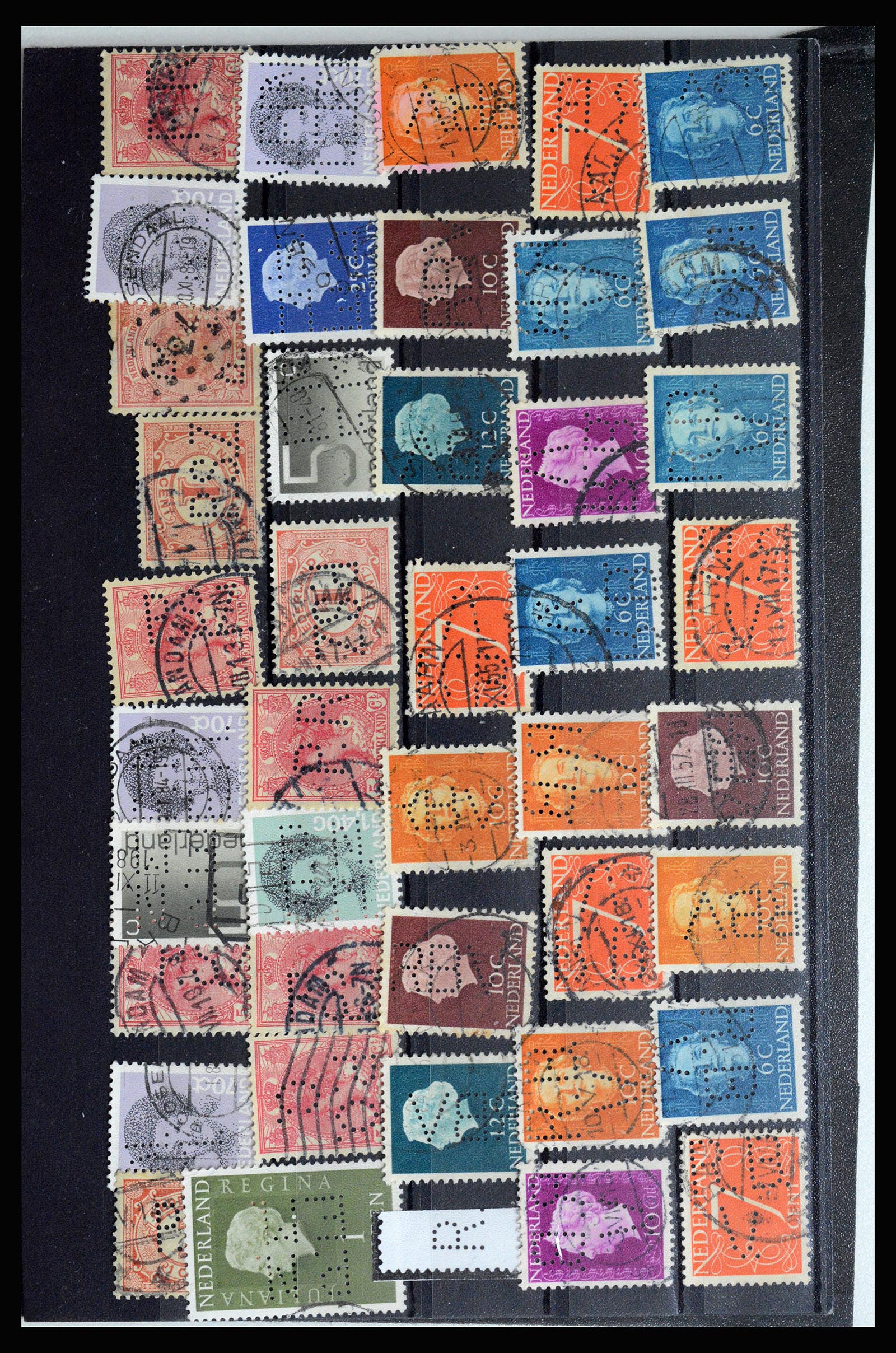 36849 022 - Stamp collection 36849 Netherlands perfins 1891-1960.