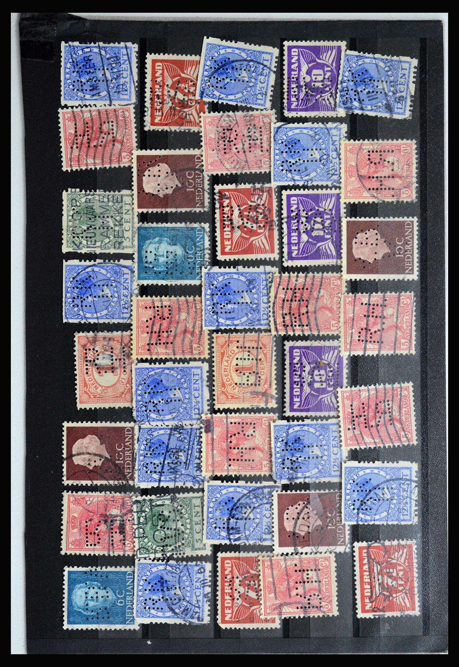 36849 023 - Stamp collection 36849 Netherlands perfins 1891-1960.