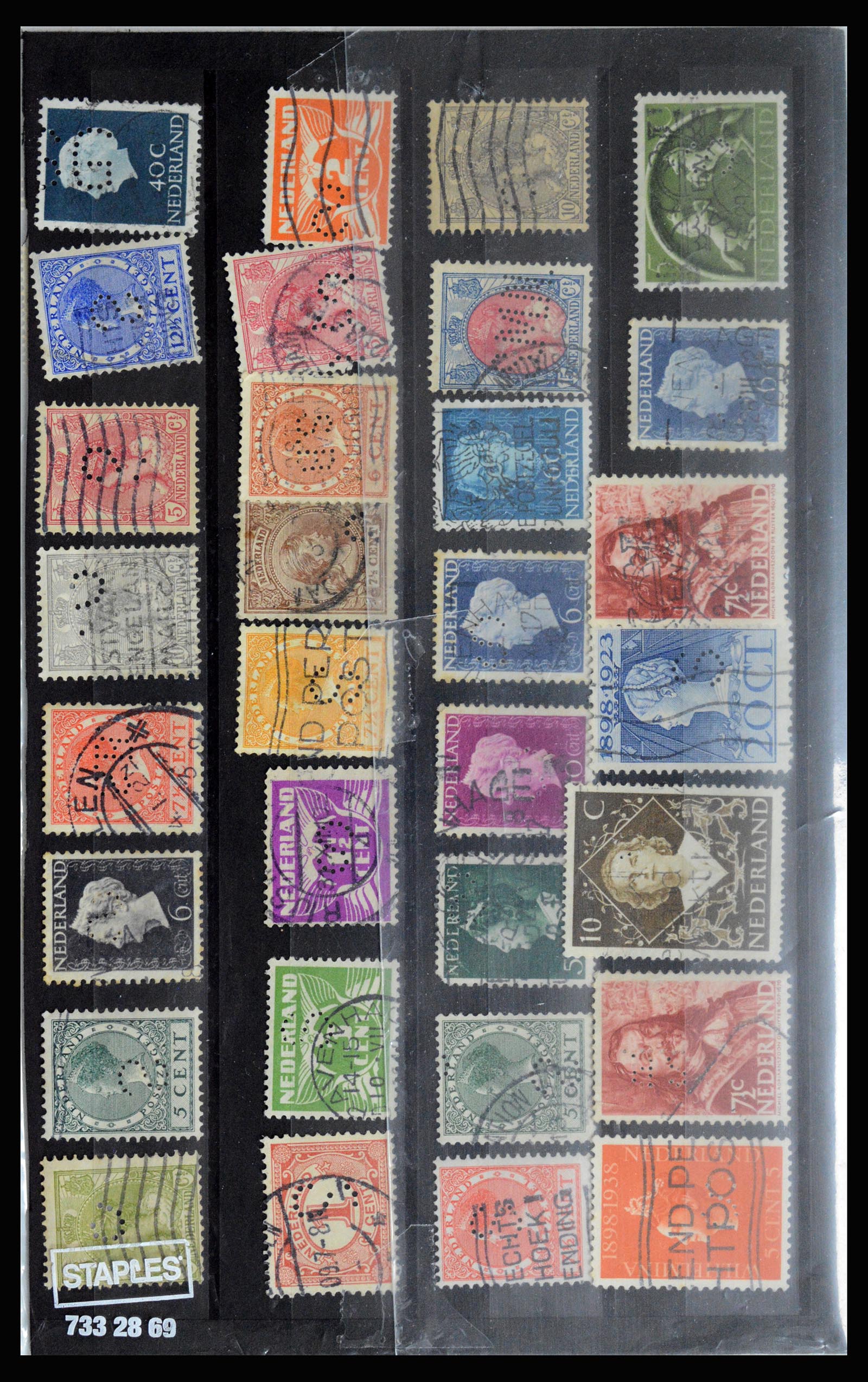 36849 033 - Stamp collection 36849 Netherlands perfins 1891-1960.