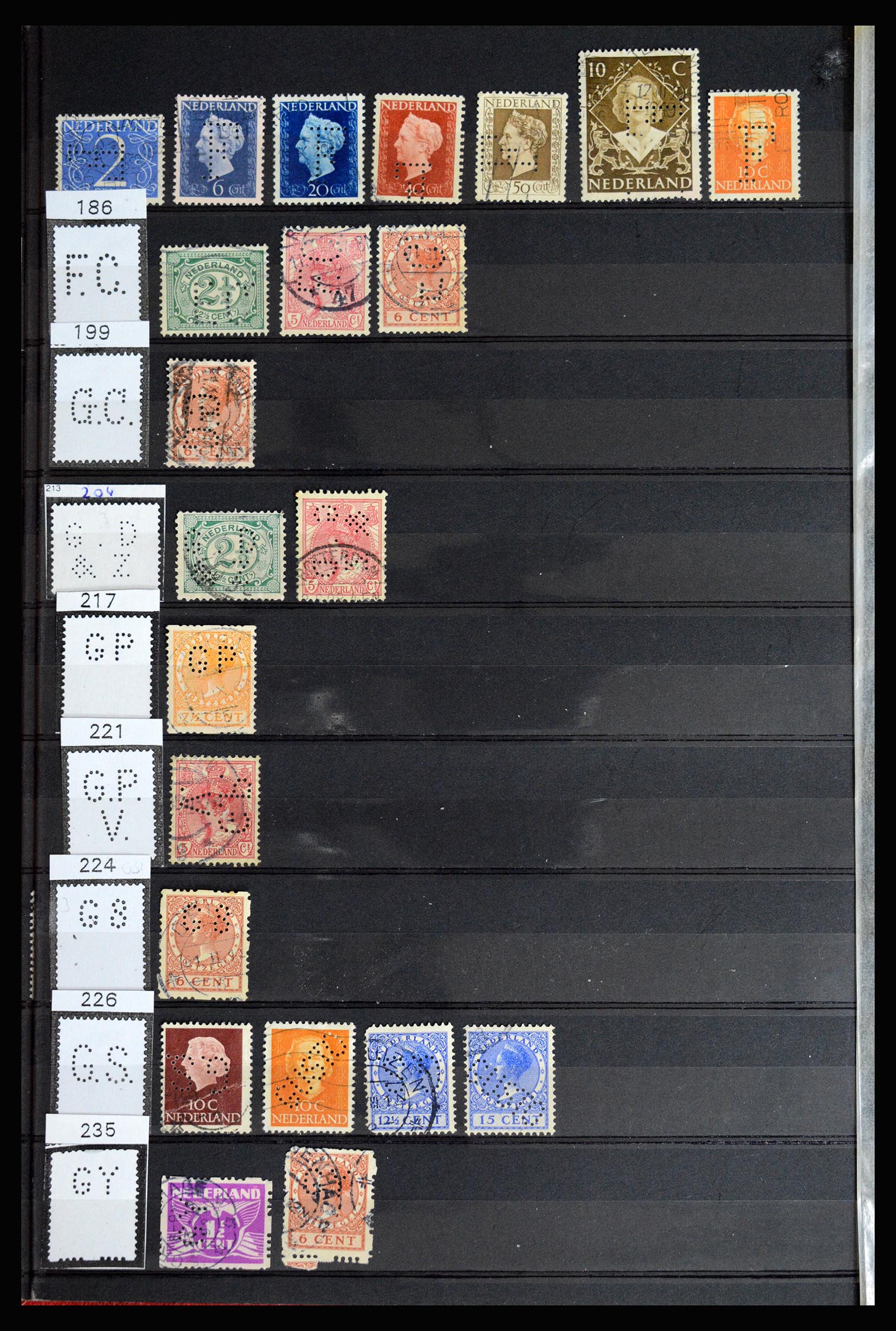 36849 052 - Stamp collection 36849 Netherlands perfins 1891-1960.